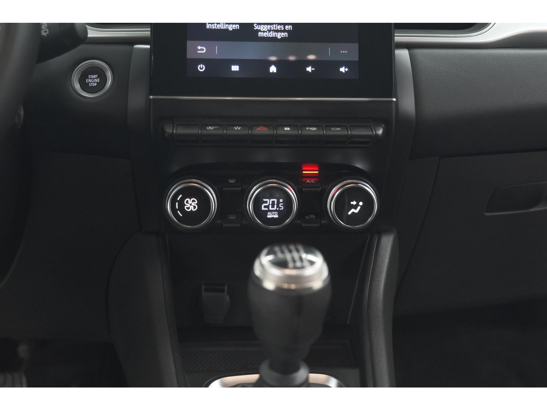 Renault Captur TCe 90 Techno | 360 Camera | 9.3 Inch Grootscherm | Apple Carplay | Navigatie