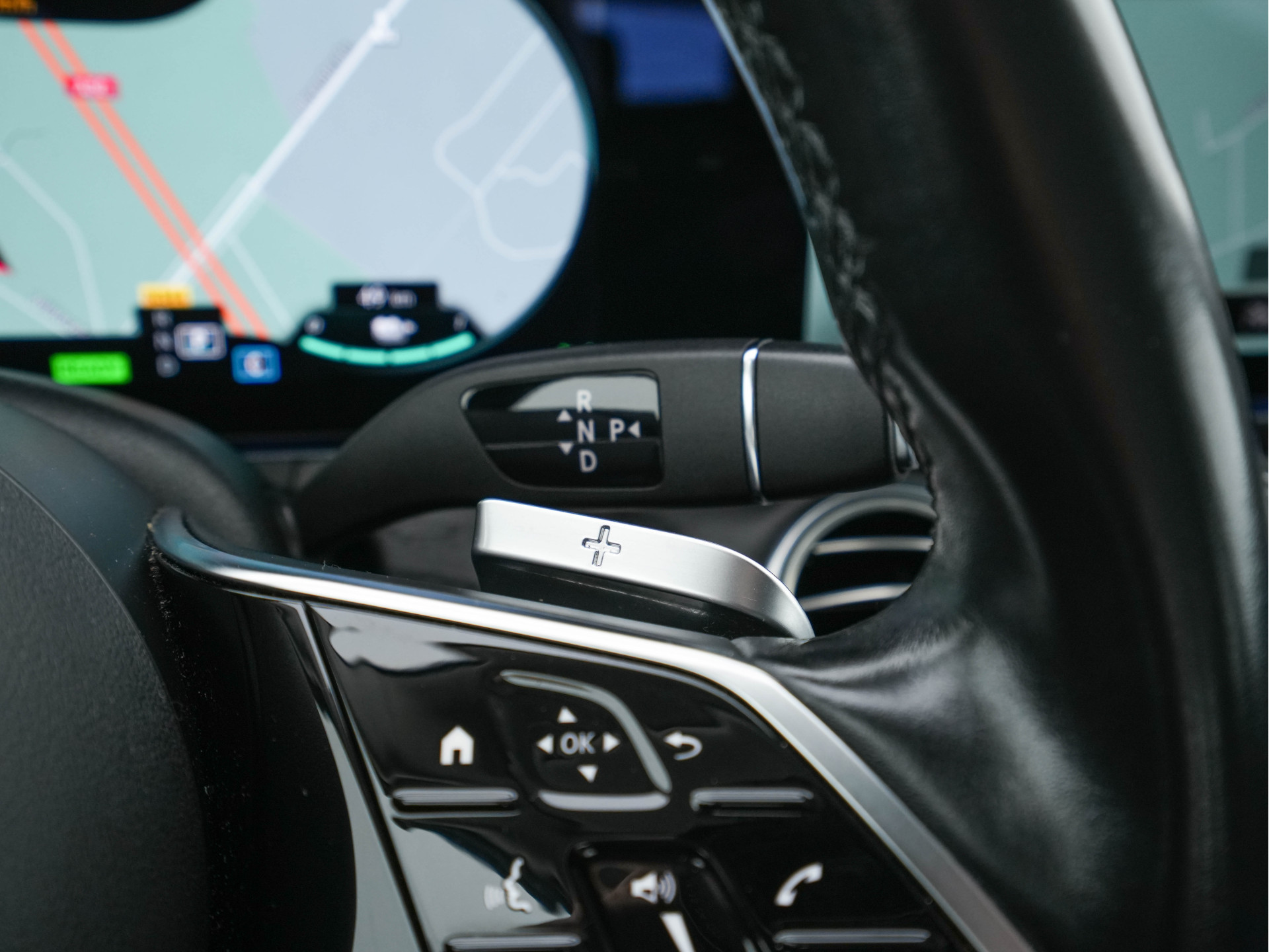 Mercedes-Benz E-klasse Estate 300 de Business Solution Luxury Plug-In (INCL-BTW) Aut. *DIGI-COCKPIT | MULTIBEAM-LED | LUXURY-LEATHER | TOP-VIEW | KEYLESS | DAB | NAVI-FULLMAP | CRUISE | SHIFT-PADDLES | AMBIENT-LIGHT | HEATED-SPORTSEATS | 18"ALU*