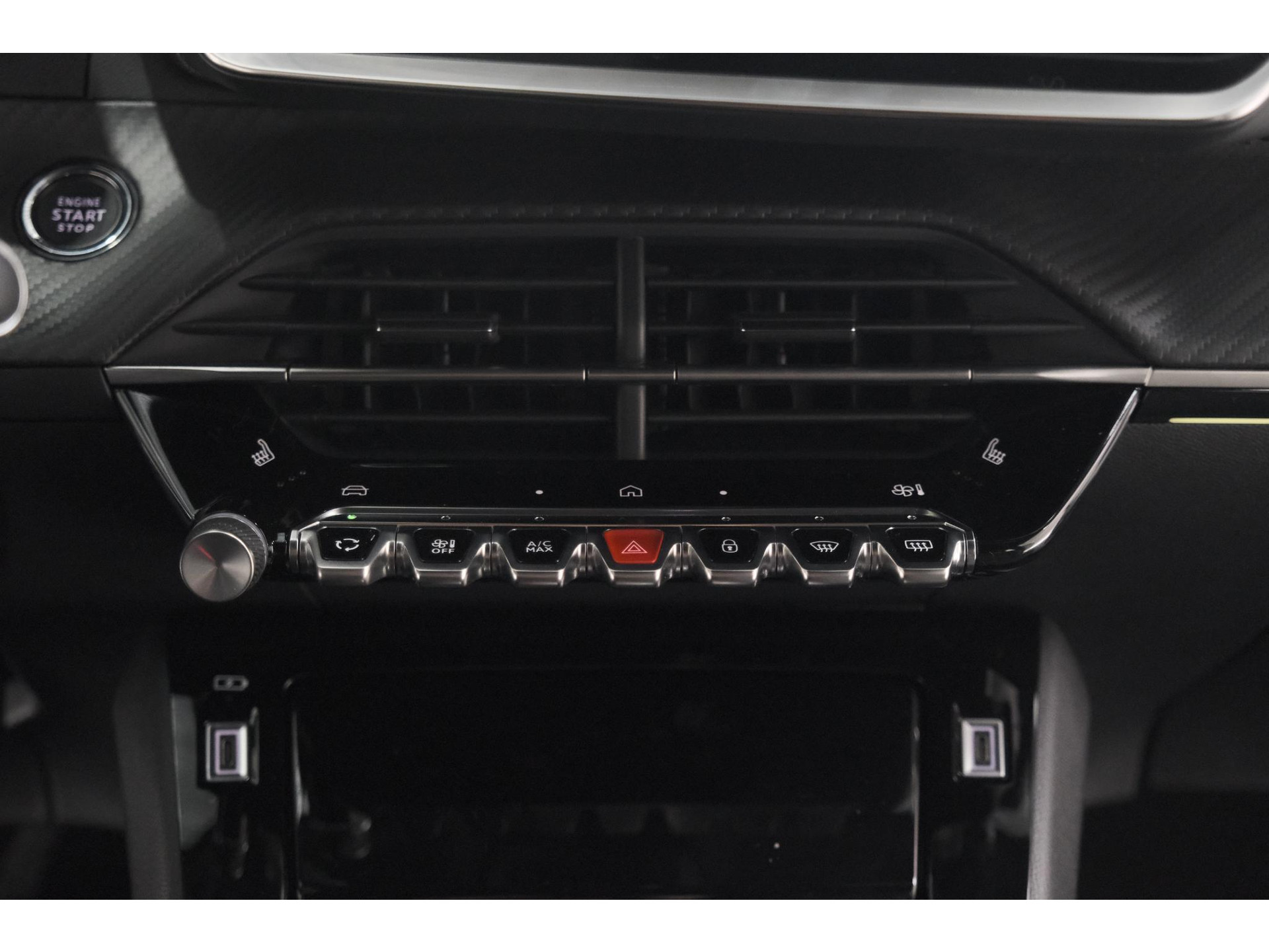 Peugeot 2008 PureTech 130 EAT8 GT | 360 Camera | Stoelmassage | Adaptieve Cruise Control | Dodehoekdetectie