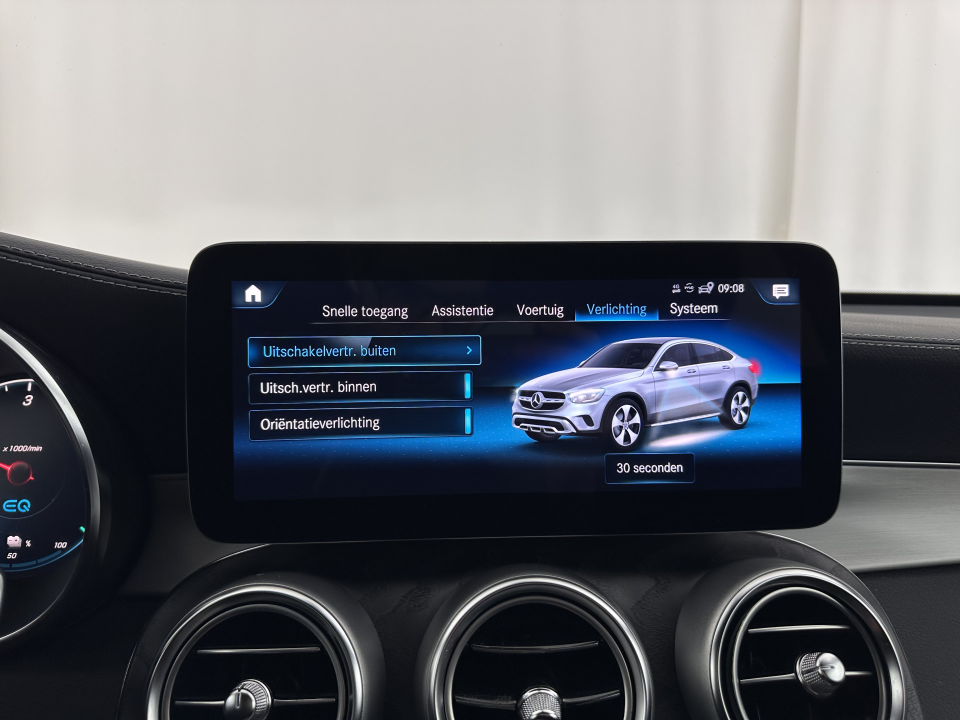 Mercedes-Benz GLC-klasse Coupé 300de 4MATIC Business Solution AMG (Plug-in) (INCL.BTW) *LEATHER-FABRIC | FULL-LED | CAMERA | HEATED-SPORTSEATS | NAVI-FULLMAP | PRIVACYGLASS | SHIFTPADDLES | DAB+ | ECC | PDC | CRUISE | 19''ALU*