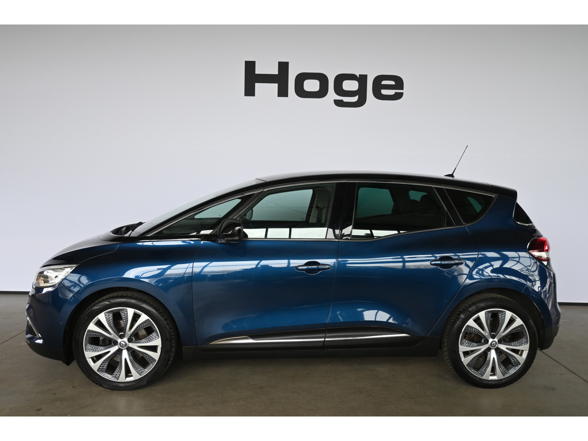 Renault Scénic 1.2 TCe Intens Clima Navigatie Cruise Control LED Rijklaarprijs! Inruil Mogelijk!