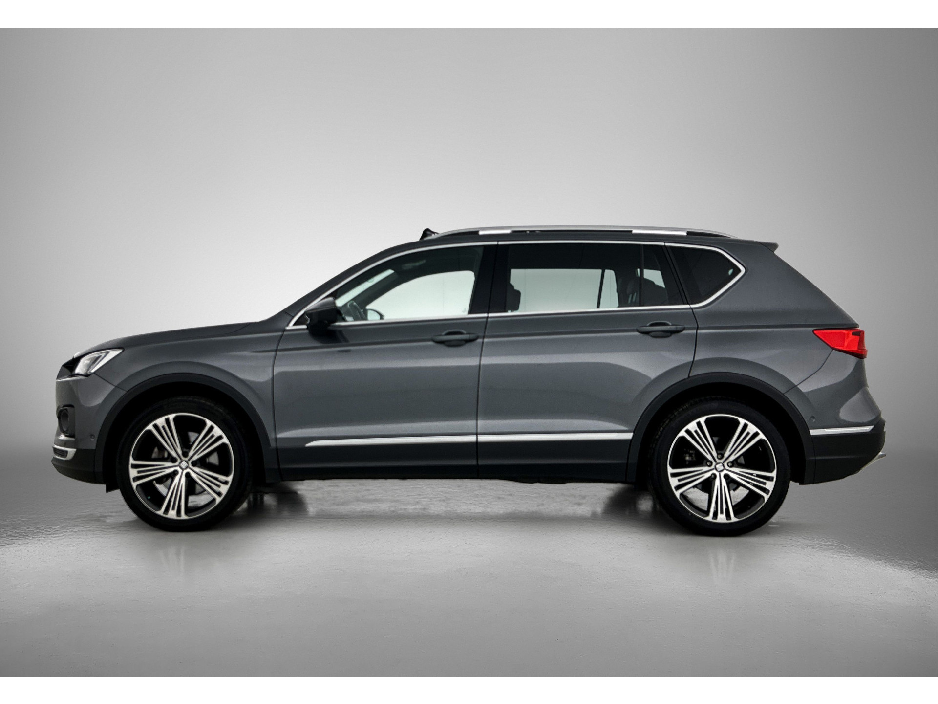 SEAT Tarraco 2.0 TSI 190PK 4DRIVE Xcellence 7Pers. | 360 CAMERA | PANORAMADAK | WINTERPACK | 2400KG TREKGEWICHT | NAVI | TREKHAAK WEGKLAPB.