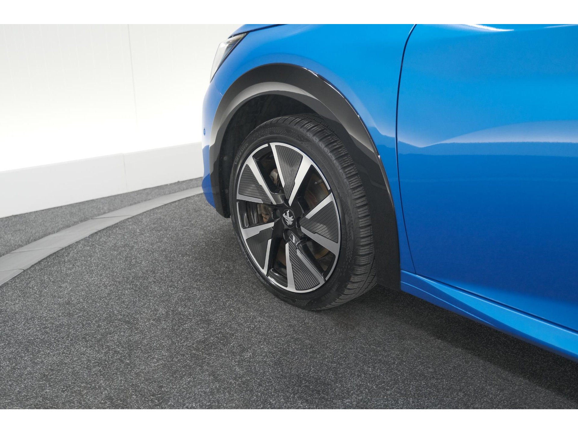 Peugeot e-208 EV GT Pack 50 kWh | Camera | Adapieve Cruise Control | Stoelverwarming | 3 FASE