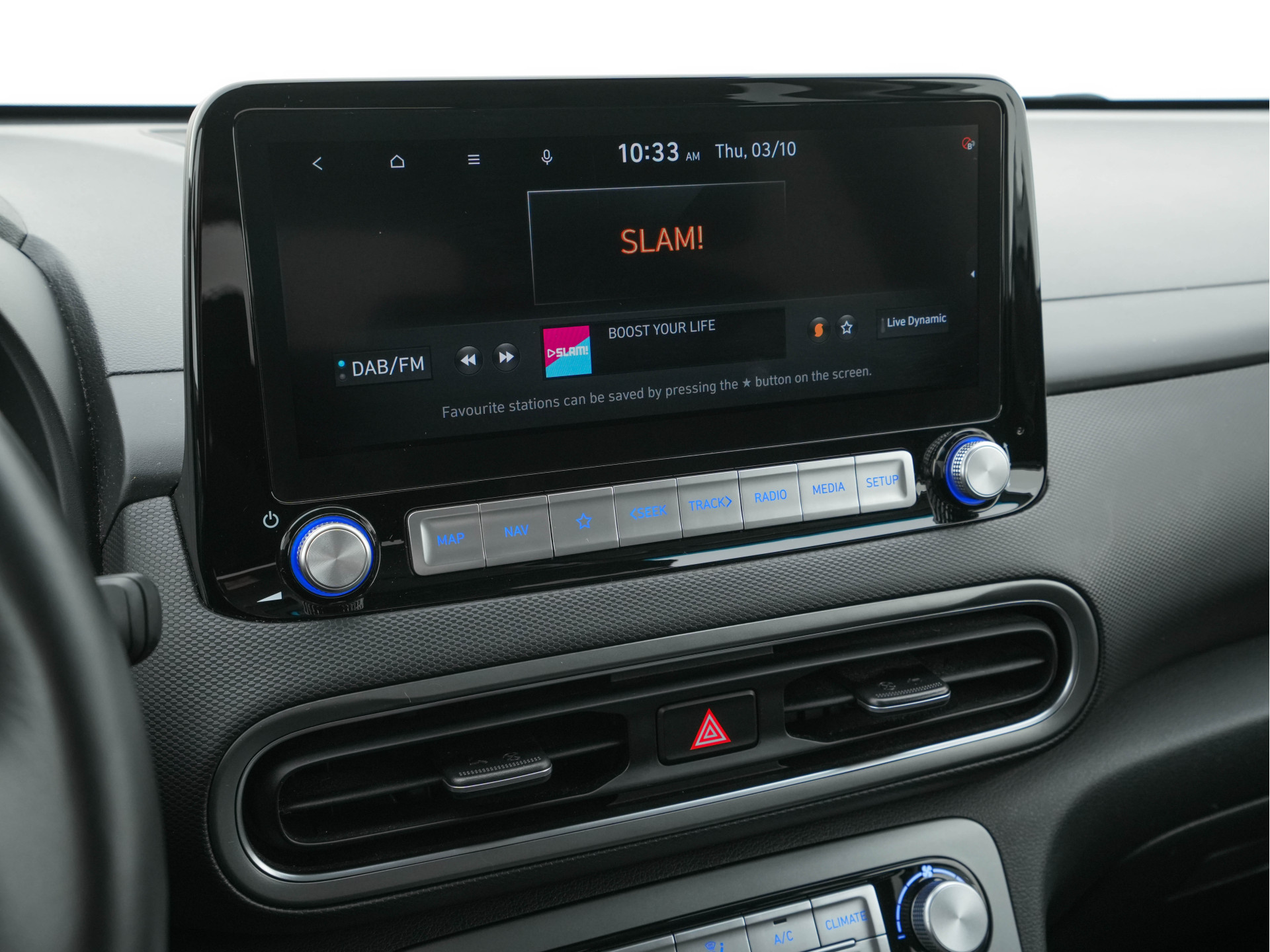 Hyundai Kona EV Fashion 39 kWh [ 3-Fase ] {SOH-100%} (INCL-BTW) Aut. *HEAT-PUMP | NAVI-FULLMAP | DIGI-COCKPIT | FULL-LED | KRELL-AUDIO | LANE-ASSIST | KEYLESS | CAMERA | HEAD-UP | SHIFT-PADDLES | DAB | ADAPT.CRUISE | COMFORT-SEATS | 17 "ALU*