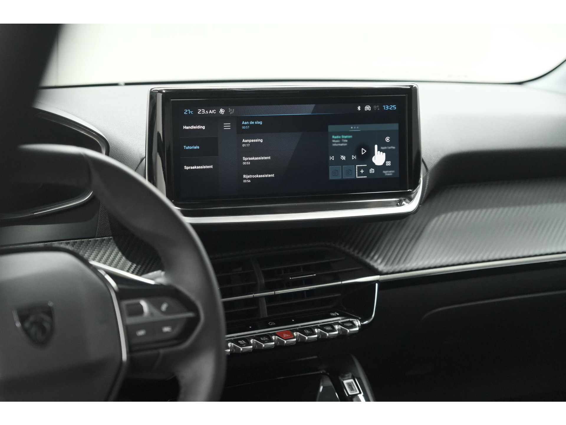 Peugeot 208 PureTech 100 Allure | 360 Camera | Adaptieve Cruise Control | Navigatie | Dodehoekdetectie