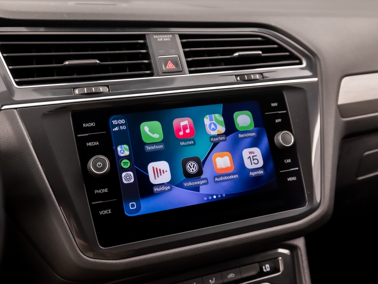 Volkswagen Tiguan Allspace 1.4 TSI Sportline 7 Persoons 150Pk Automaat (APPLE CARPLAY, GROOT NAVI, CLIMATE, GETINT GLAS, SPORTSTOELEN, PARKEERSENSOREN, ADAPTIVE CRUISE, NIEUWSTAAT)