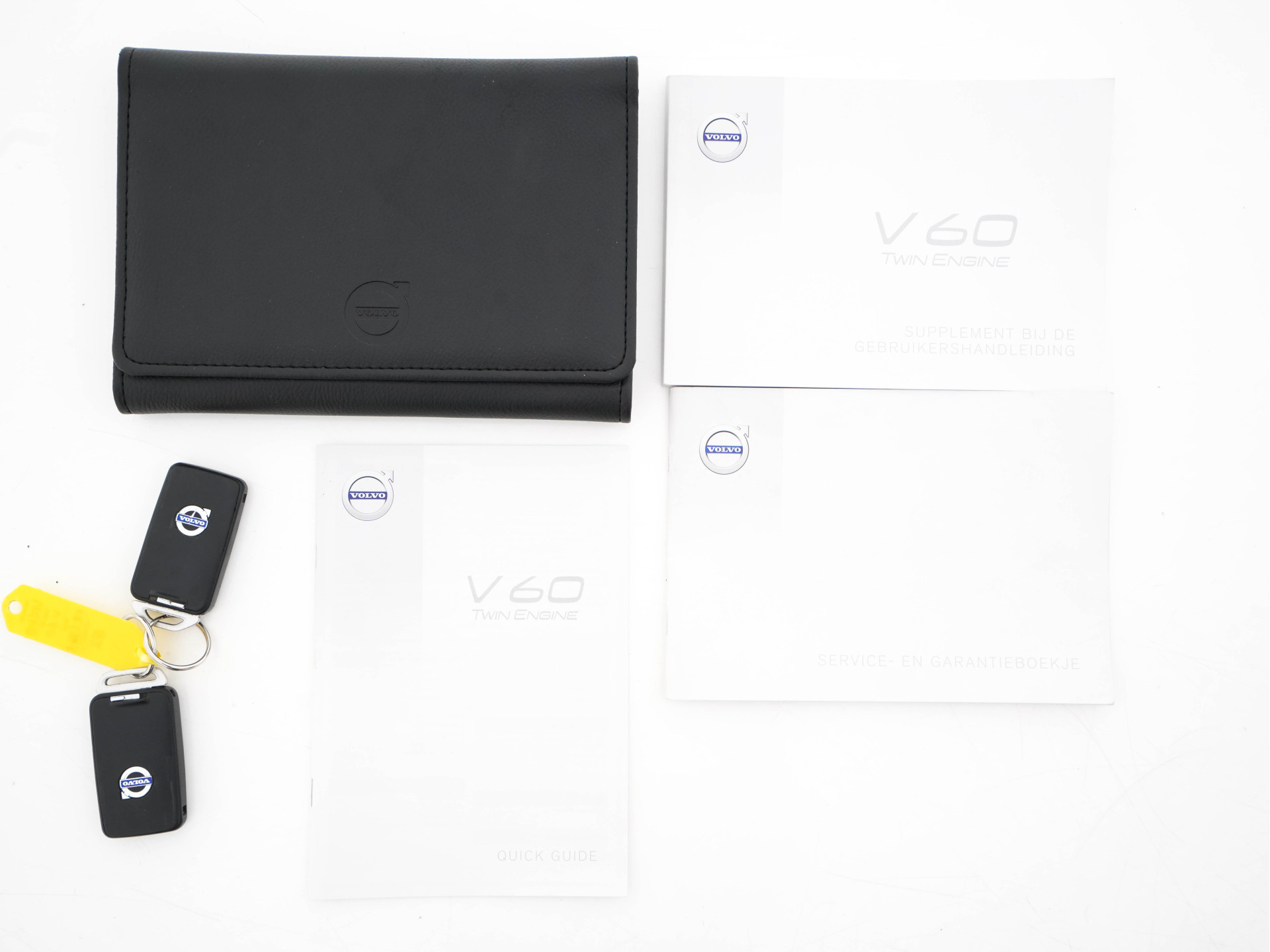 Volvo V60 2.4 D6 AWD Twin Engine Summum Aut. *PANO | NAVI-FULLMAP | LEATHER | BI-XENON | CAMERA |  ECC | PDC | CRUISE | SPORT-SEATS | PRIVACY-GLASS | TOWBAR | MEMORY-PACK | HEATED-COMFORTSEATS | 18"ALU*