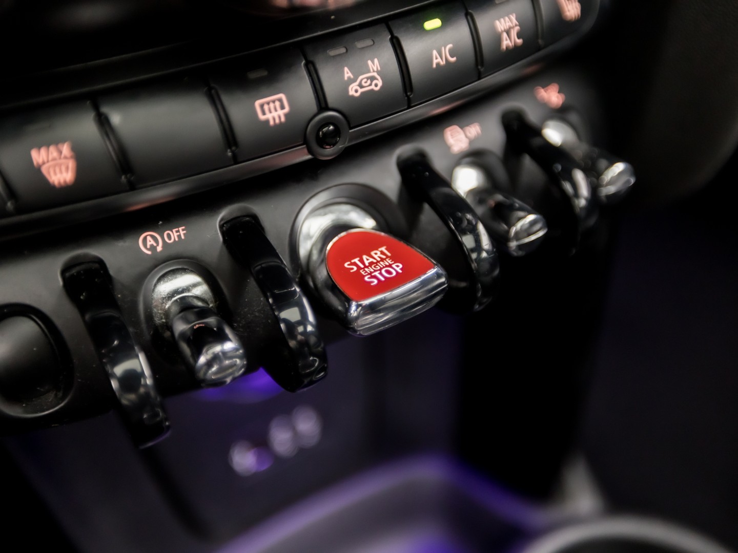 MINI 5-deurs 2.0 Cooper S Chili Edition 192Pk Automaat (PANORAMADAK, GROOT NAVI, HEAD-UP DISPLAY, LEDER, STOELVERWARMING, SPORTSTOELEN, GETINT GLAS, PARKEERSENSOREN, NIEUWSTAAT)