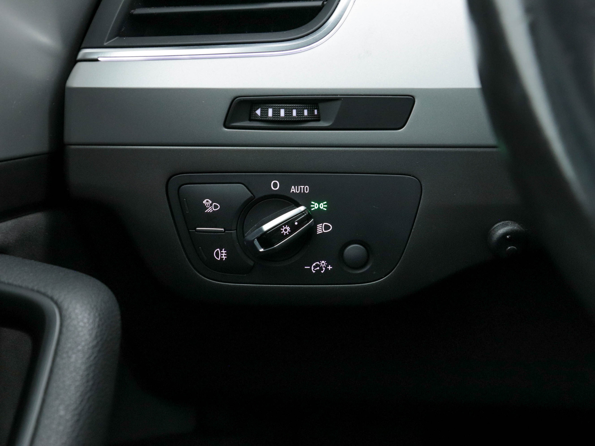 Audi Q7 3.0 TDI Quattro Pro Line S Aut. *LEATHER-ALCANTARA | BI-XENON | NAVI-FULLMAP | CAMERA | ECC | KEYLESS | PDC | CRUISE | HEATED-SPORTSEATS | SHIFT-PADDLES | DIGI-COCKPIT | TOWBAR | 19"ALU*