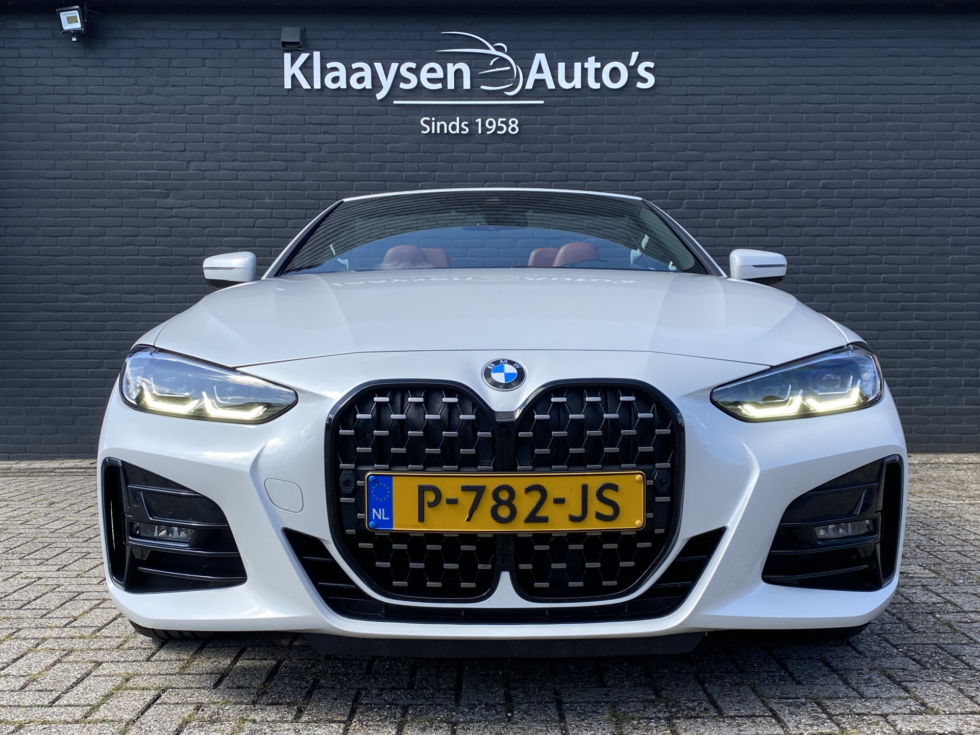 BMW 4-serie Cabrio 420i M-Sport 184 pk High Executive AUT. | dealer onderh. | cognac leder | memory seat | trekhaak | stoel-/stuurverw.