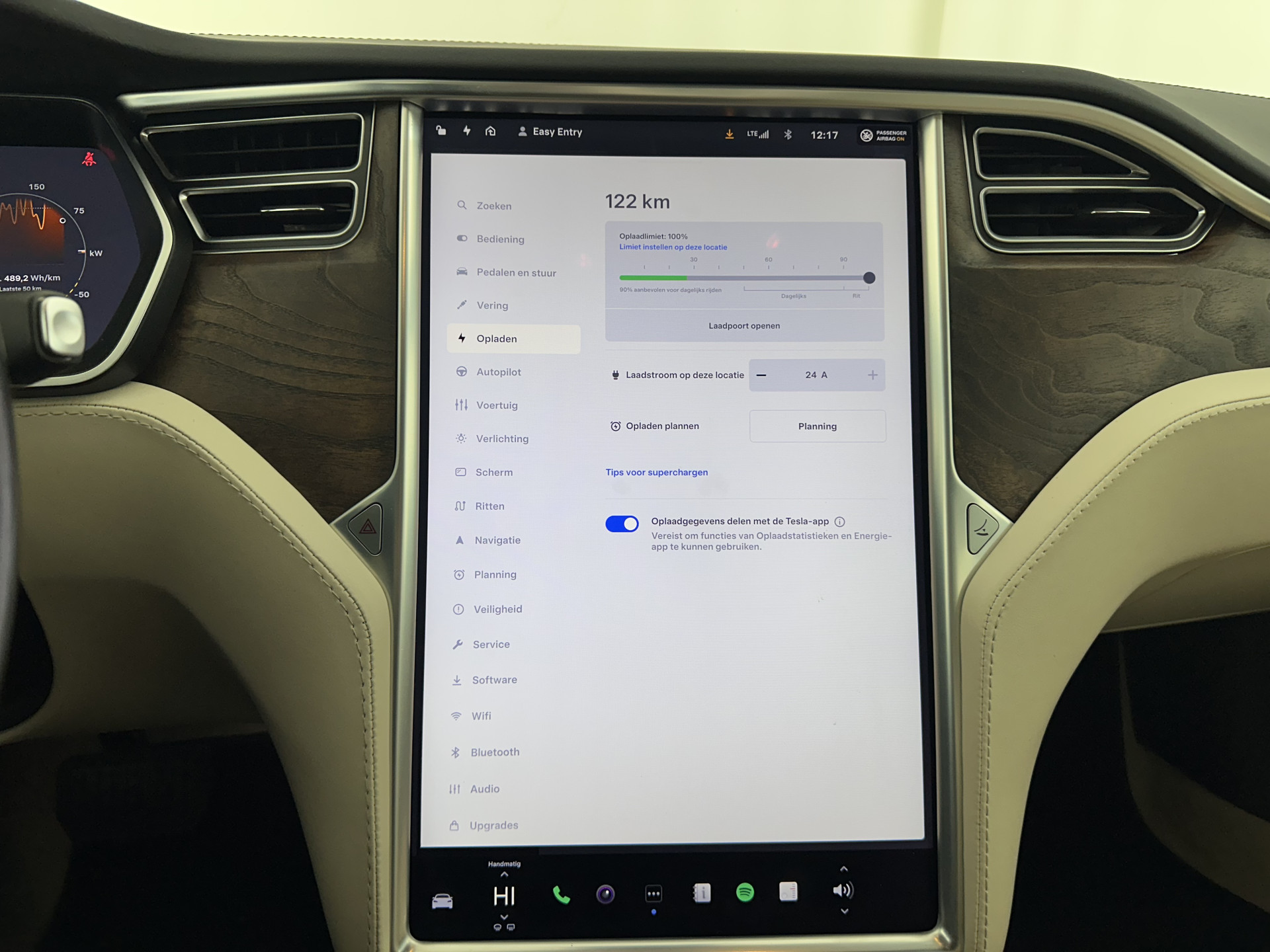 Tesla Model S 100D AWD [ 3-Fase-17kW] {SOH-86%} (INCL.BTW) *PANO-WINDOW | AUTO-PILOT | LEATHER | CCS-FASTLOADER | FULL-LED | NAVI-FULLMAP | KEYLESS | MEMORY-PACK | HEATED-COMFORTSEATS | DIGI-COCKPIT | 19"ALU*