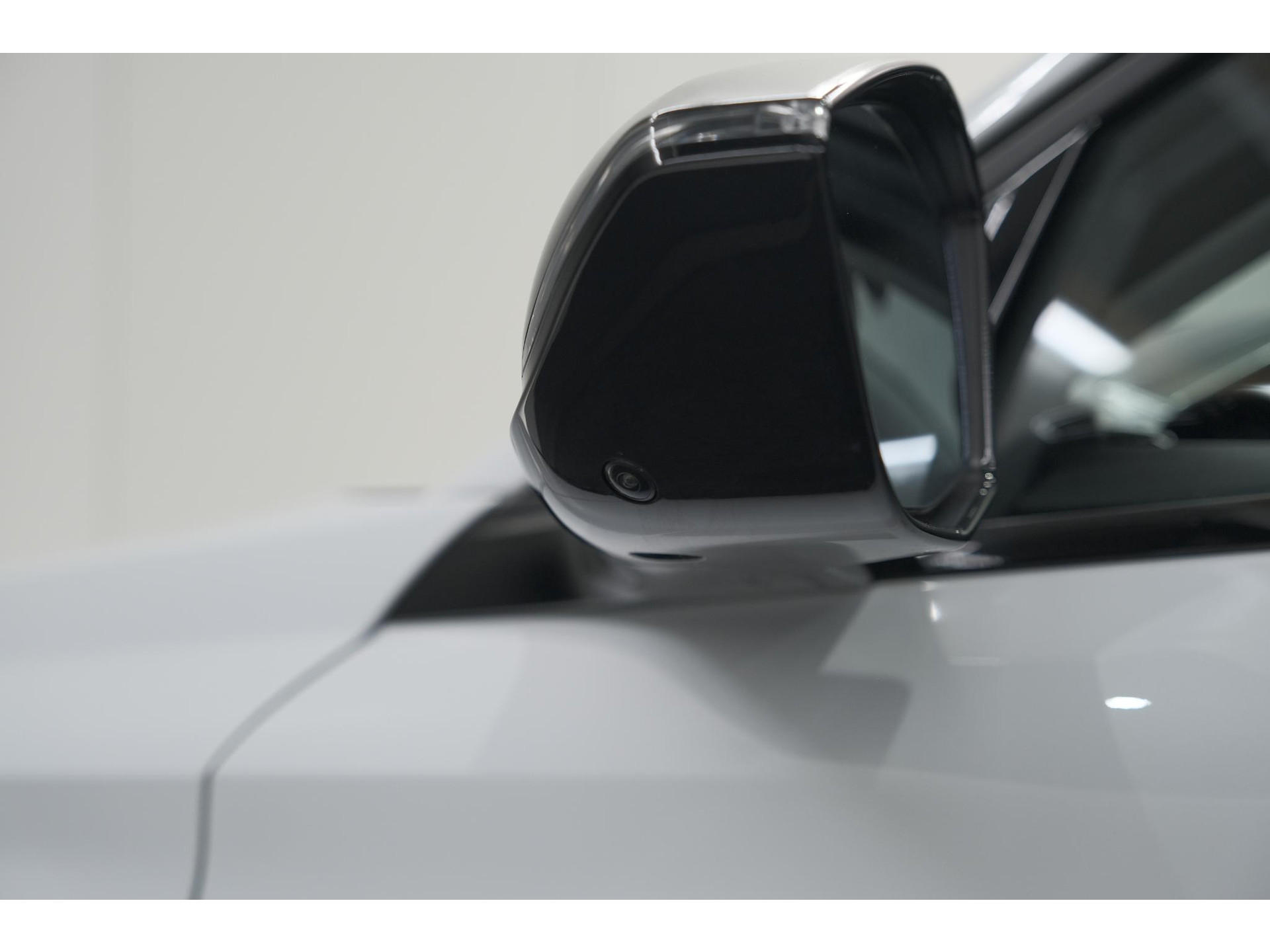 Peugeot 308 SW 1.6 Plug-in Hybrid 180 Allure | Perfecte Staat | 360 Camera | Adaptieve Cruise Control | Navigatie | Apple Carplay