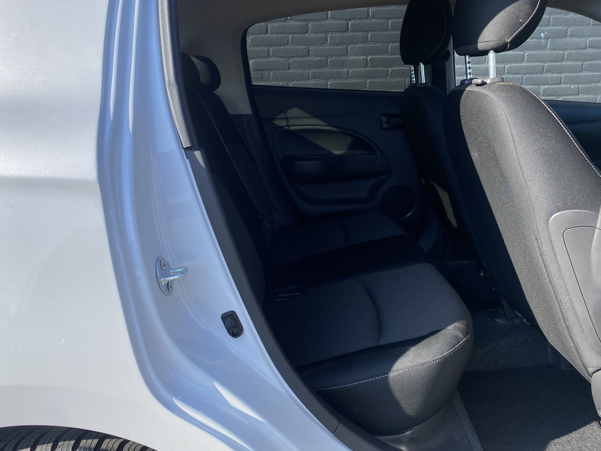Mitsubishi Space Star 1.2 Instyle AUT. | 1e eigenaar | dealer onderhouden | navigatie | cruise control | stoelverwarming