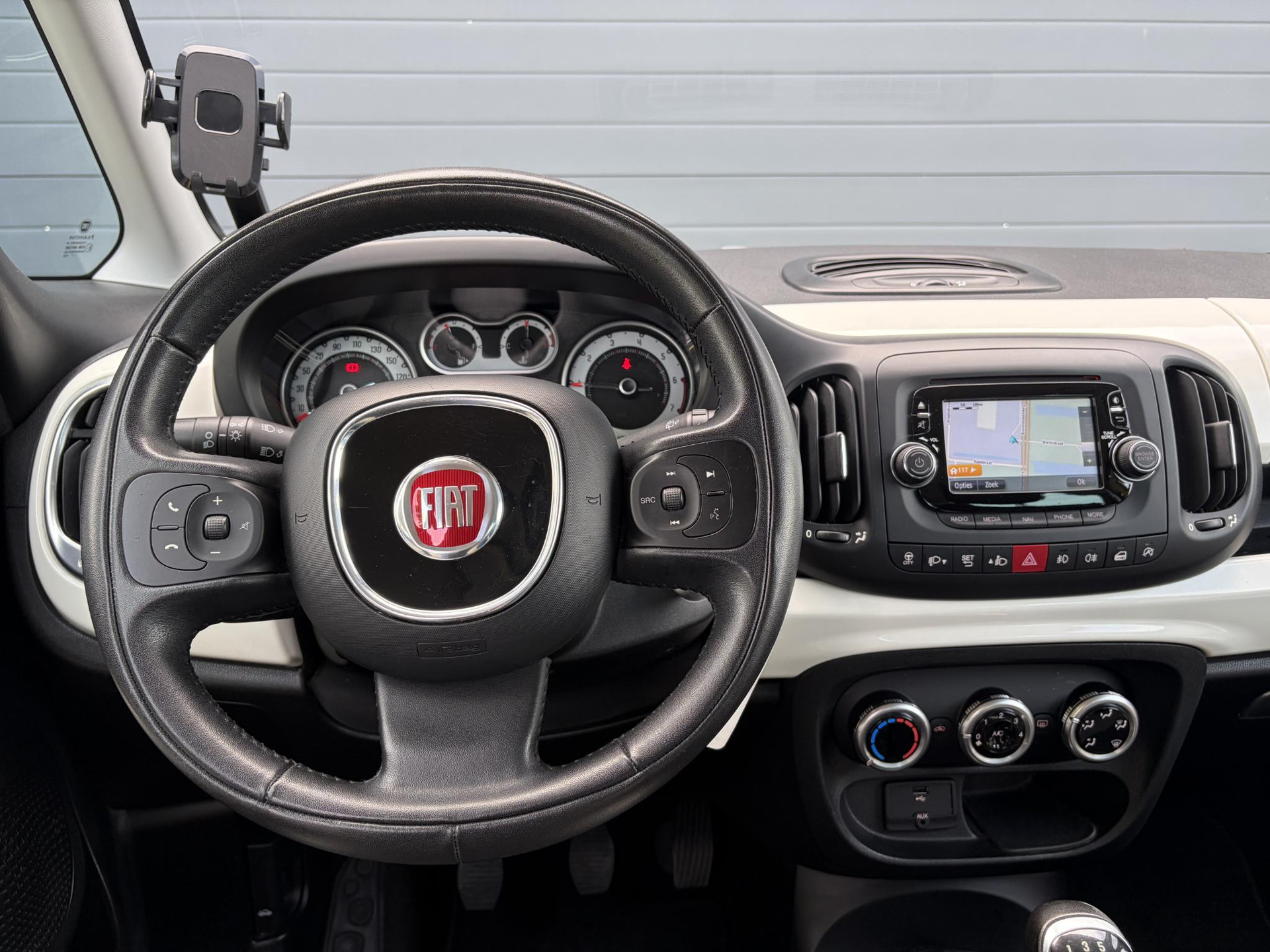 Fiat 500 L 0.9 TwinAir Trekking ✓2e Eigenaar✓Navi✓Stoelverw✓105pk✓Halfleder✓Airco✓Cruise✓6 Bak✓17''Lm velgen✓Pdc✓Zeer Zuinig✓N.A.P✓Apk tot 04-2027