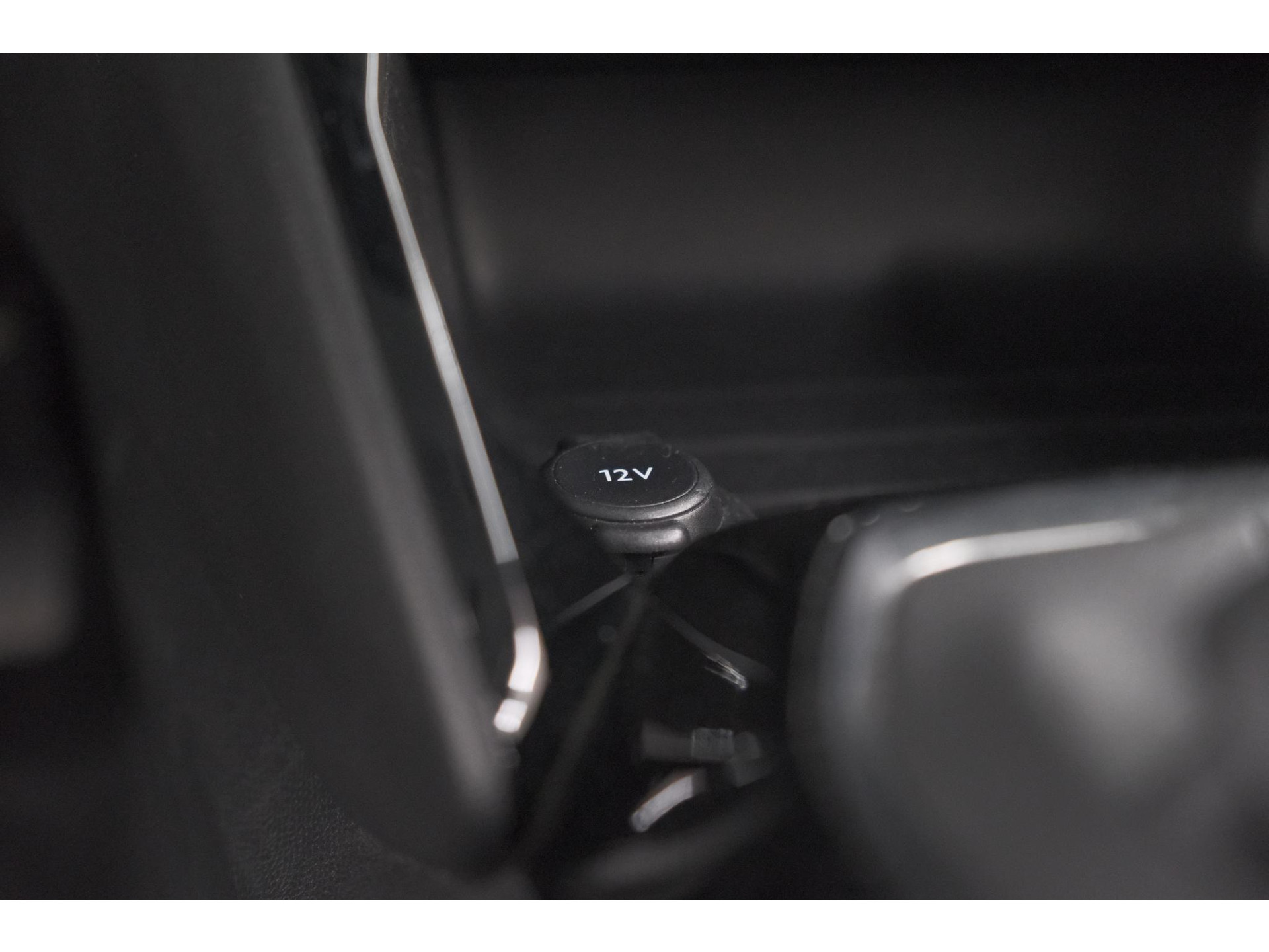 Peugeot 208 PureTech 100 Allure Pack | Parkeersensoren | Apple Carplay | Stoelverwarming