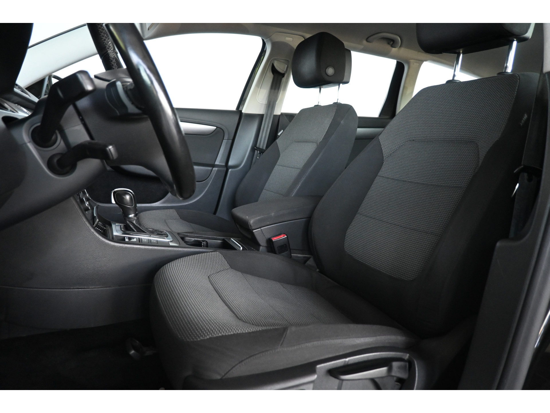 Volkswagen Passat Variant 1.4 TSI Comfortline BlueMotion Automaat Clima Cruise control Trekhaak Lichtmetaal Inruil Mogelijk!