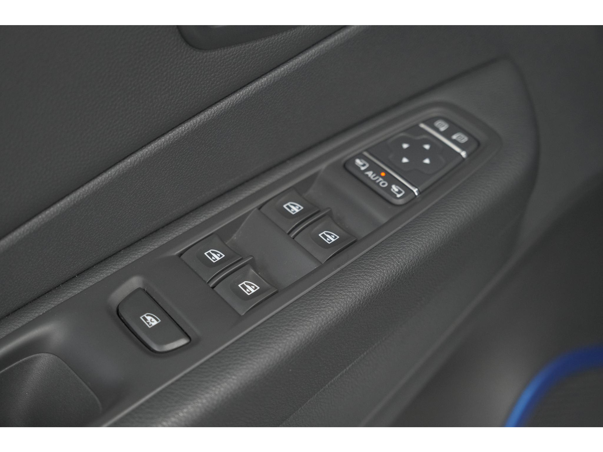 Renault Captur TCe 150 EDC S-Version | Trekhaak| Camera | Dodehoekdetectie | Navigatie