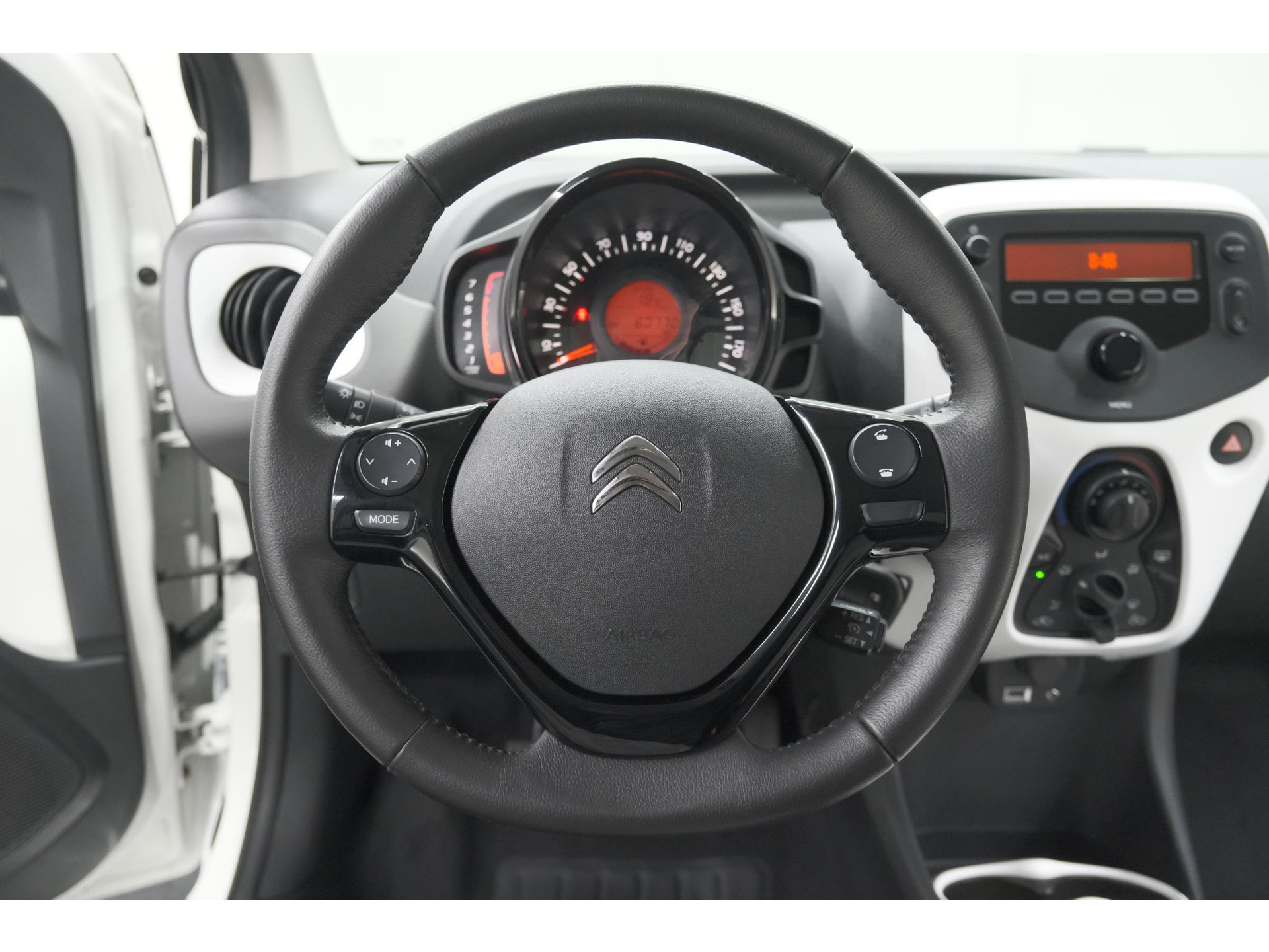 Citroen C1 1.0 VTi Feel | Bluetooth | Airco | Privacy Glas | 5 Deurs