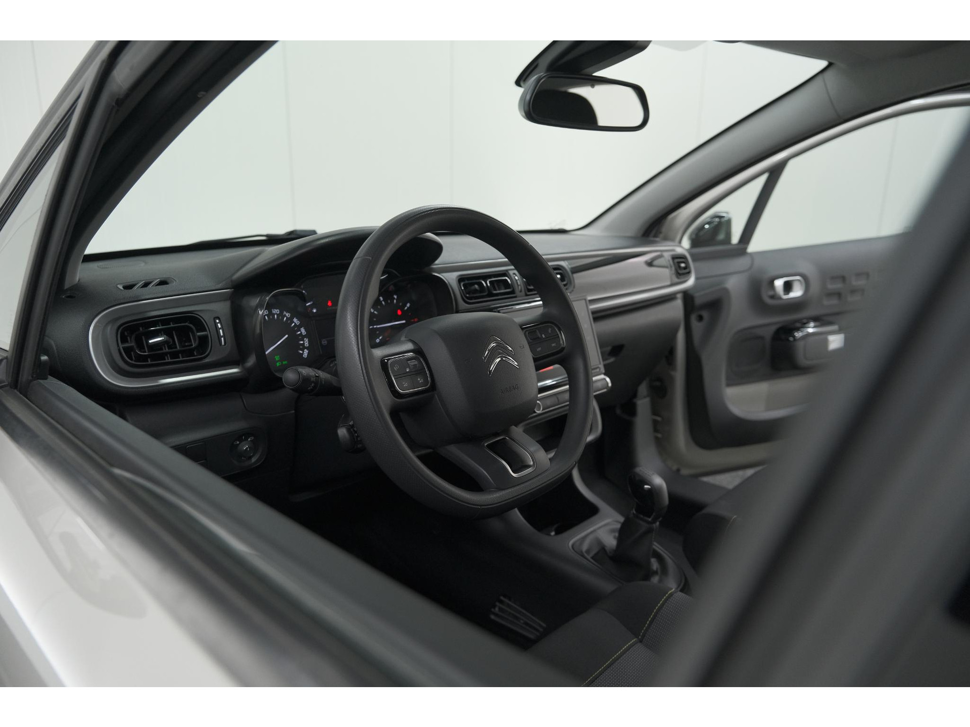 Citroen C3 PureTech 82 Feel Edition | Allseason Banden | Climate Control | Apple Carplay | Parkeersensoren