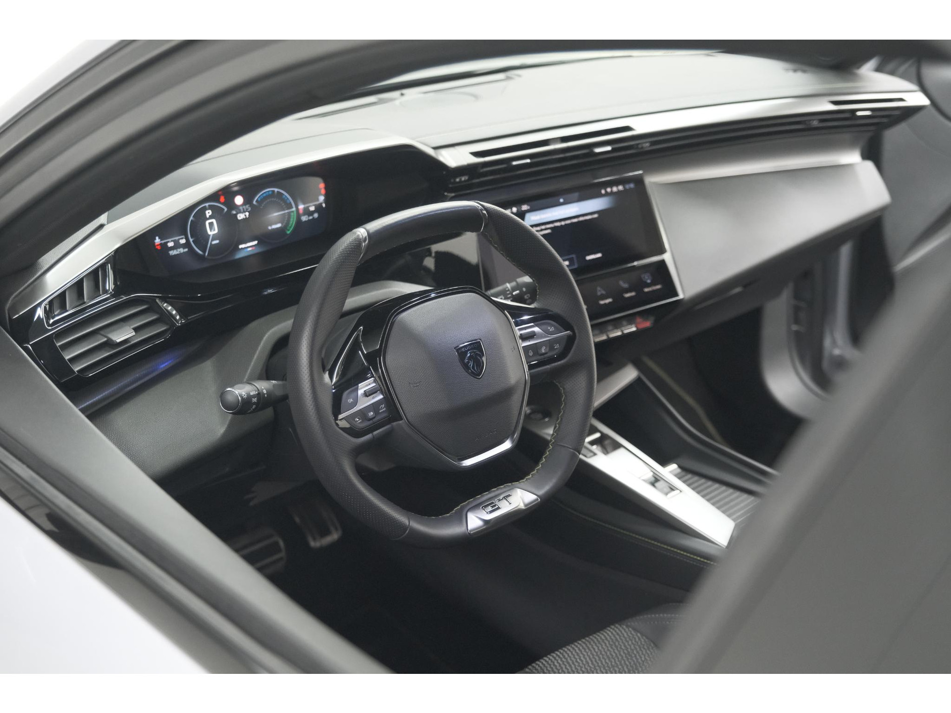 Peugeot 308 SW 1.2 Hybrid 136 e-DCS6 GT | Camera | Adaptieve Cruise Control | Apple Carplay