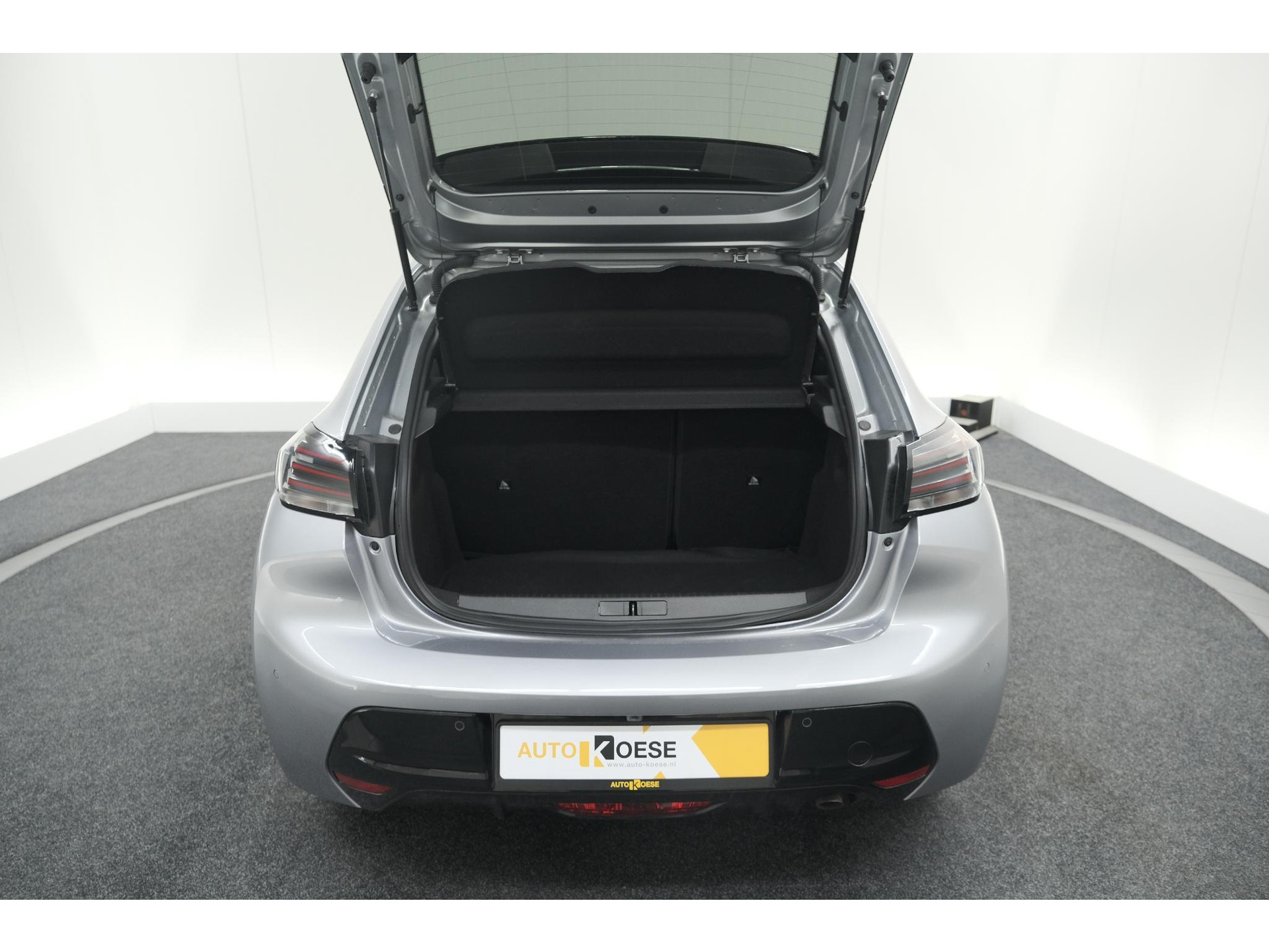 Peugeot 208 PureTech 100 Allure | 360 Camera | Dodehoekdetectie | Apple Carplay