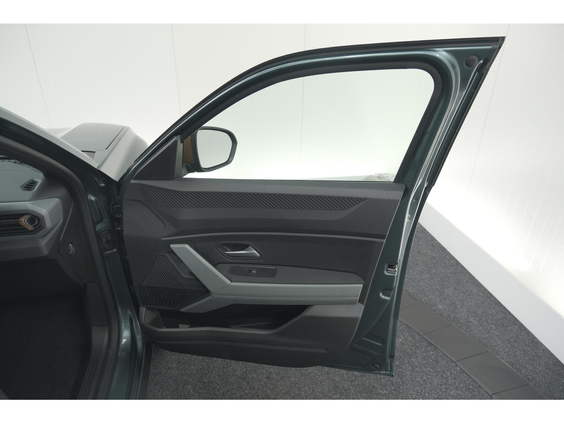 Dacia Duster Mild Hybrid 130 Extreme | Camera | Apple Carplay | Parkeersensoren | Stuurwielverwarming