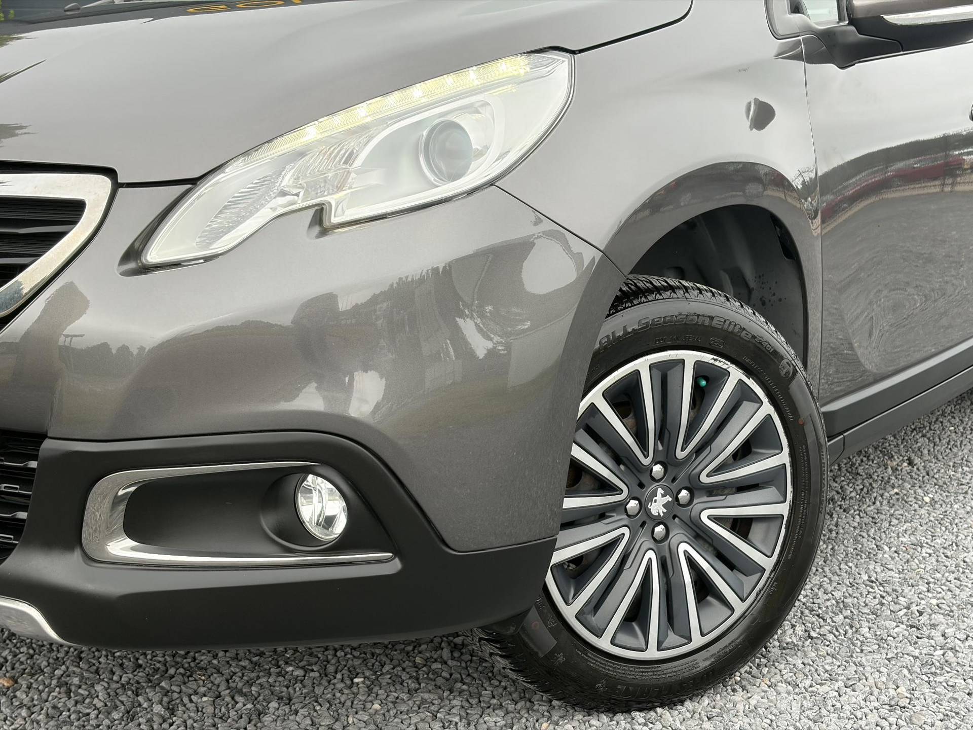 Peugeot 2008 1.2 PureTech Blue Lion 2e Eigenaar,Navi,Trekhaak,Airco,Cruise,Pdc,N.A.P,Weinig km,Zeer Zuinig,Apk tot 03-2027