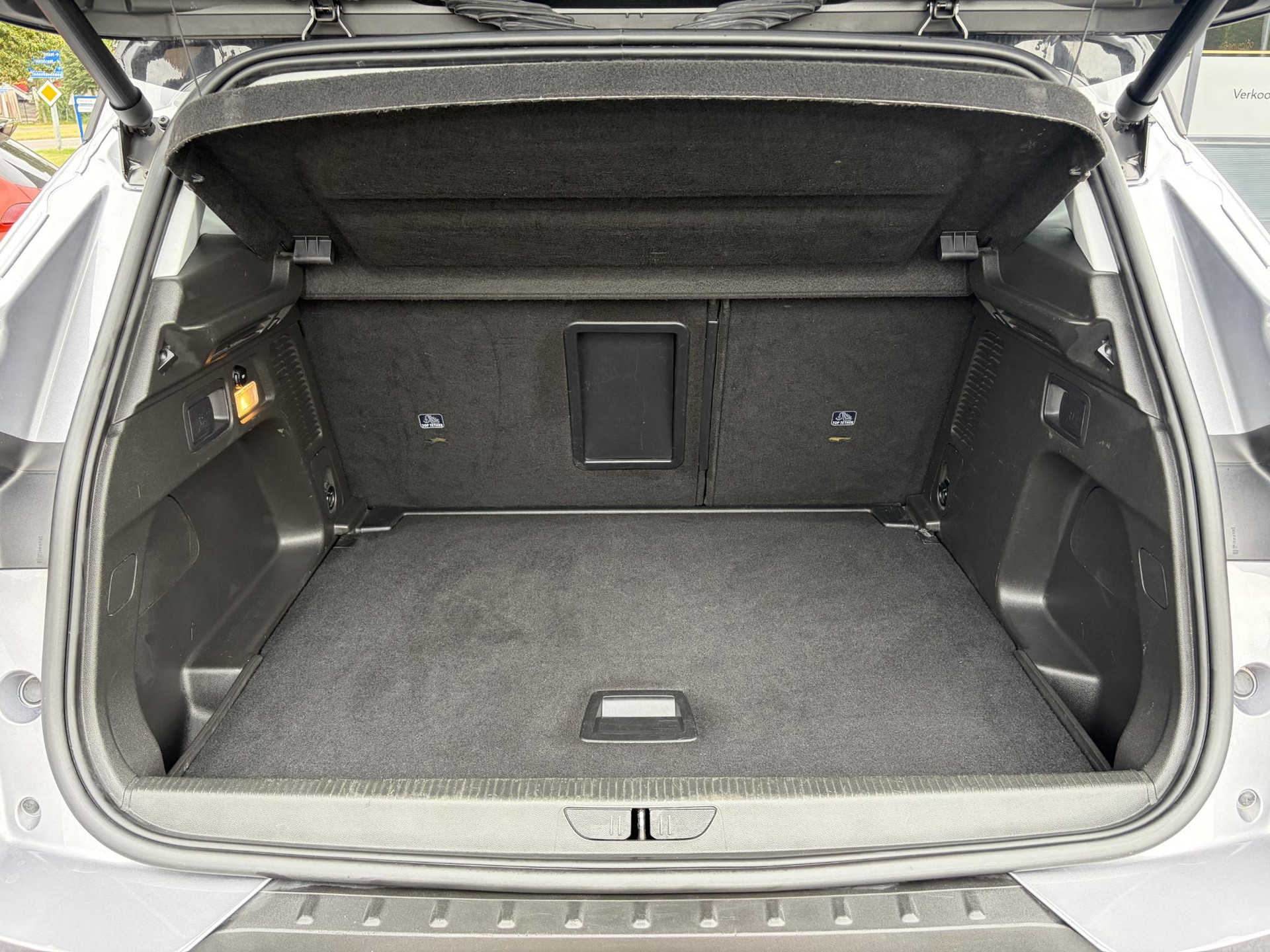 Opel Grandland X 1.2 Turbo Ultimate D-riem vv in 12-2024,1e Eigenaar,360° Camera,Trekhaak,131pk,6 Bak,Navi,Halfleder,Dodehoek,Rijstrooksensor,Keyless,Stoelverw,N.A.P,Apk tot 02-2027