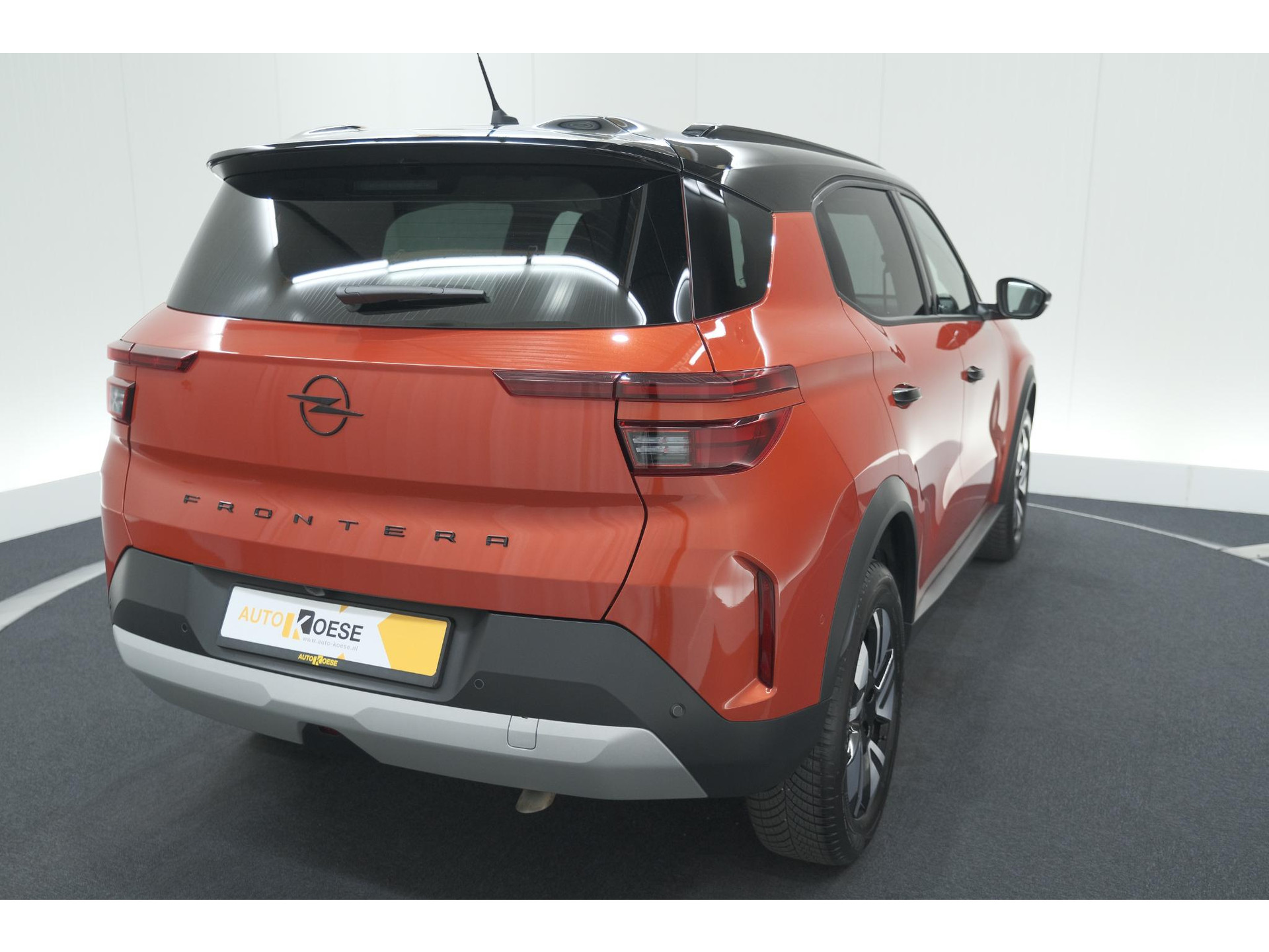Opel Frontera 1.2 Turbo Hybrid 110 GS | Kanyon Orange | Camera | Dodehoekdetectie | Apple Carplay