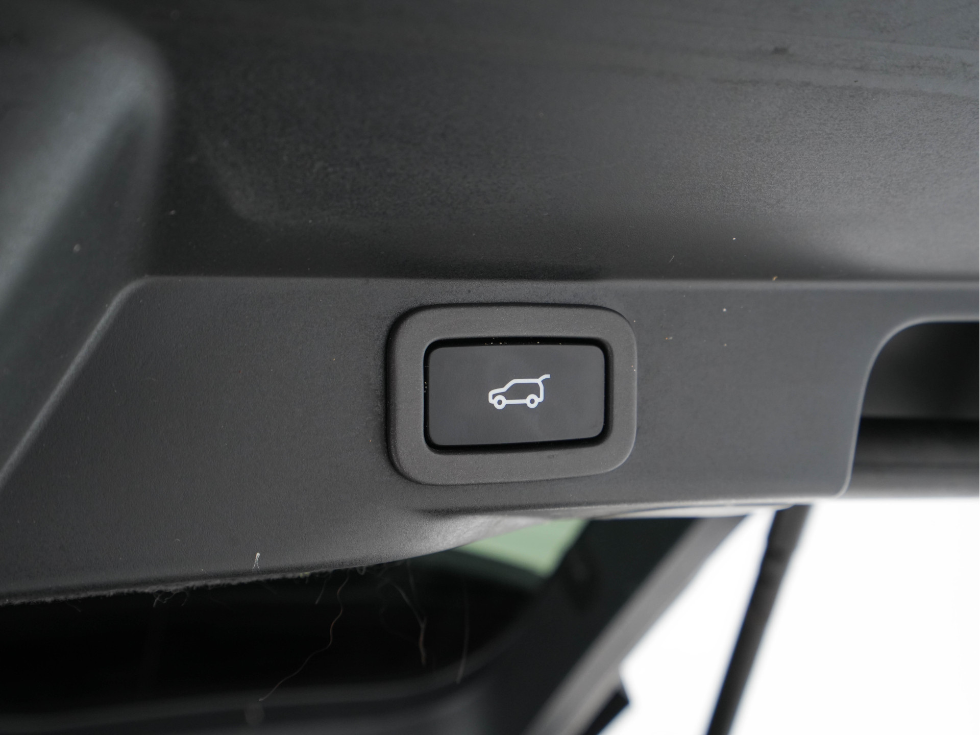 Land Rover Range Rover Sport 3.0 SDV6 Hybrid Autobiography Dynamic AWD Aut. *PANO | BI-XENON | TOP-VIEW | LEATHER | BLIND-SPOT | MEMORY-PACK | NAVI-FULLMAP | CRUISE | SPORT-SEATS | DIGI-COCKPIT | LANE-ASSIST | TOWBAR |  21"ALU *