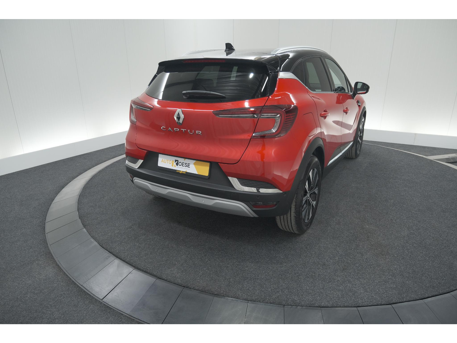 Renault Captur TCe 90 Techno | 360 Camera | 9.3 Inch Grootscherm | Apple Carplay | Navigatie