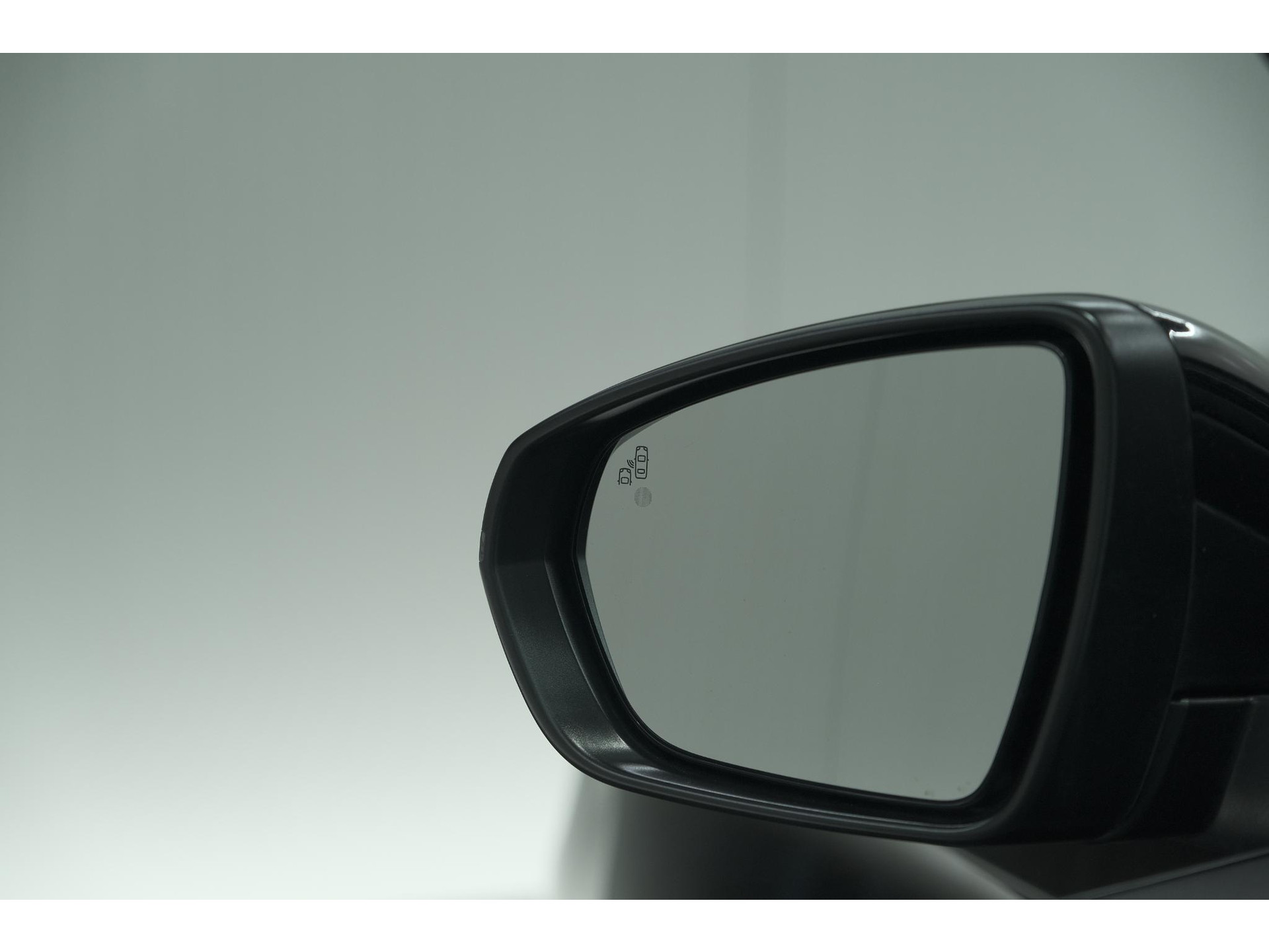 Peugeot 3008 PureTech 130 Allure | Trekhaak | Camera | Dodehoekdetectie | Navigatie