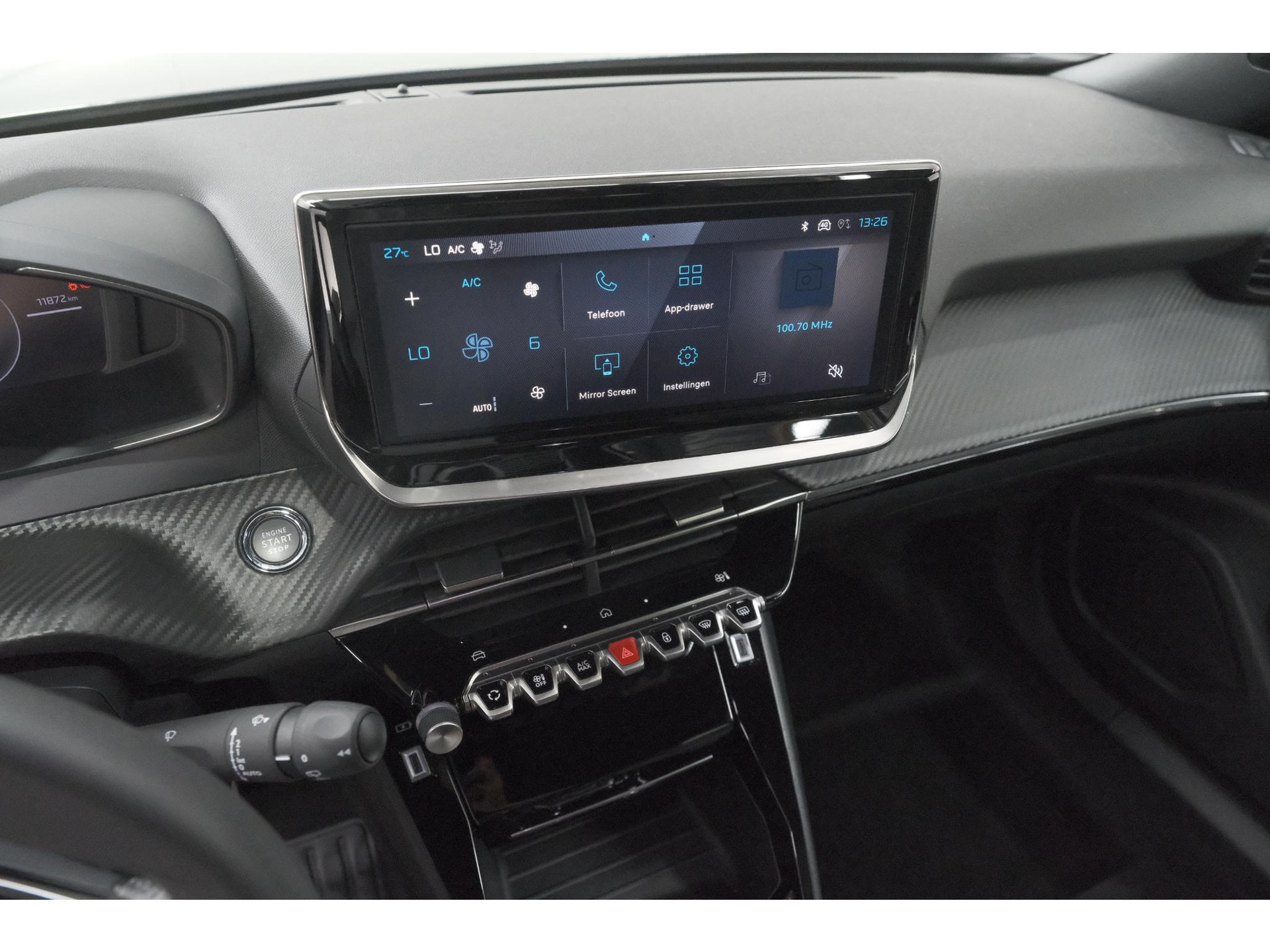 Peugeot e-2008 EV Allure 54 kWh | 97,2% SOH | 11 KW Lader | Apple Carplay | Parkeersensoren