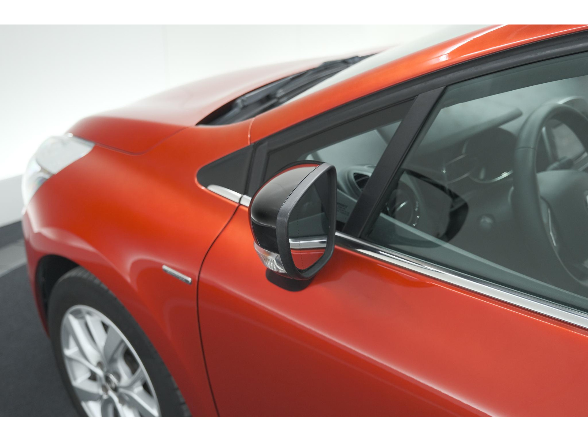 Renault Clio TCe 90 Limited | Trekhaak | Parkeersensoren | Navigatie