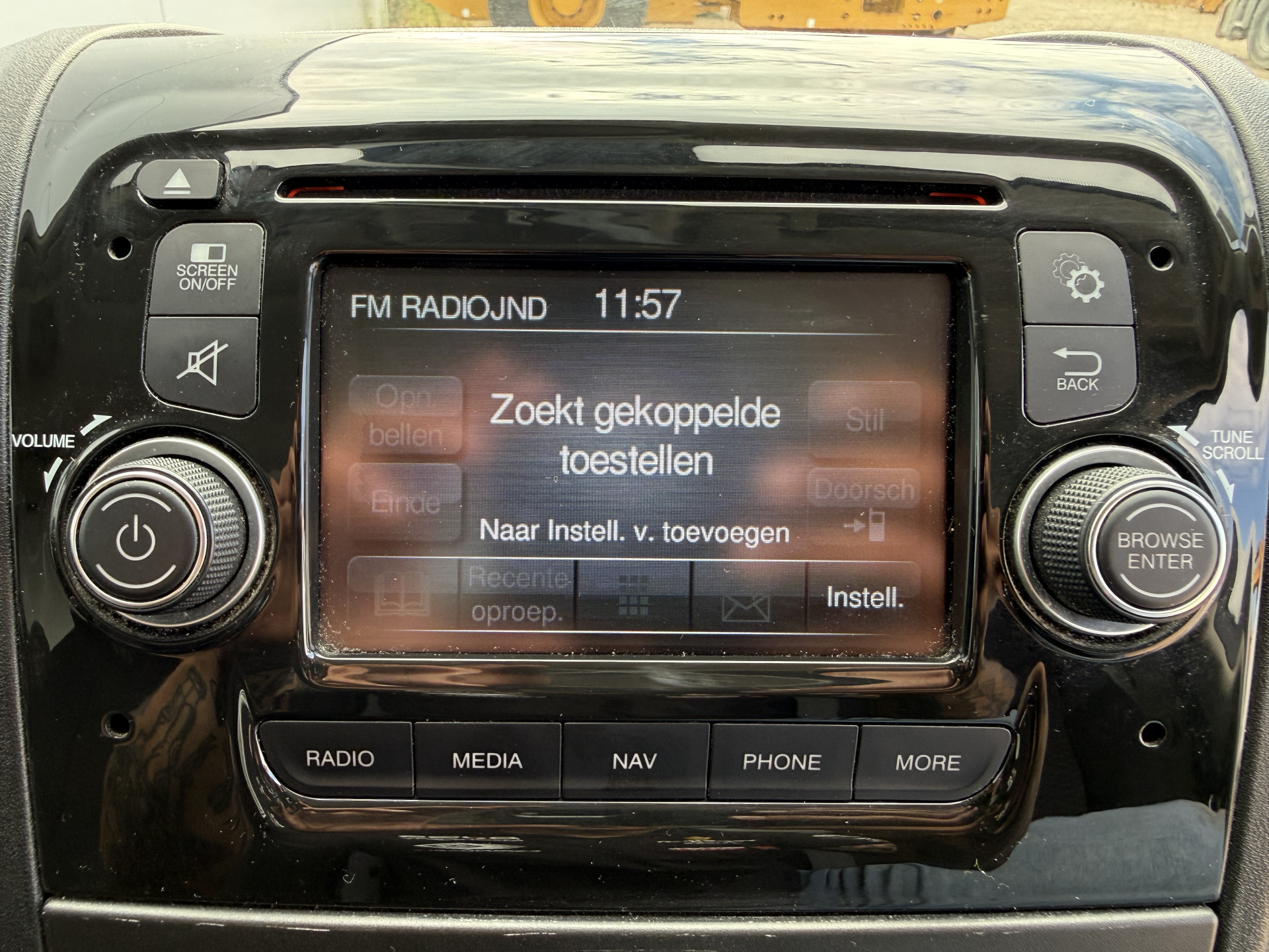 Peugeot Boxer 2.0 130PK Bakwagen Laadklep Nieuwe Distributieriem Navigatie Camera Airco Zijdeur Meubelbak Koffer
