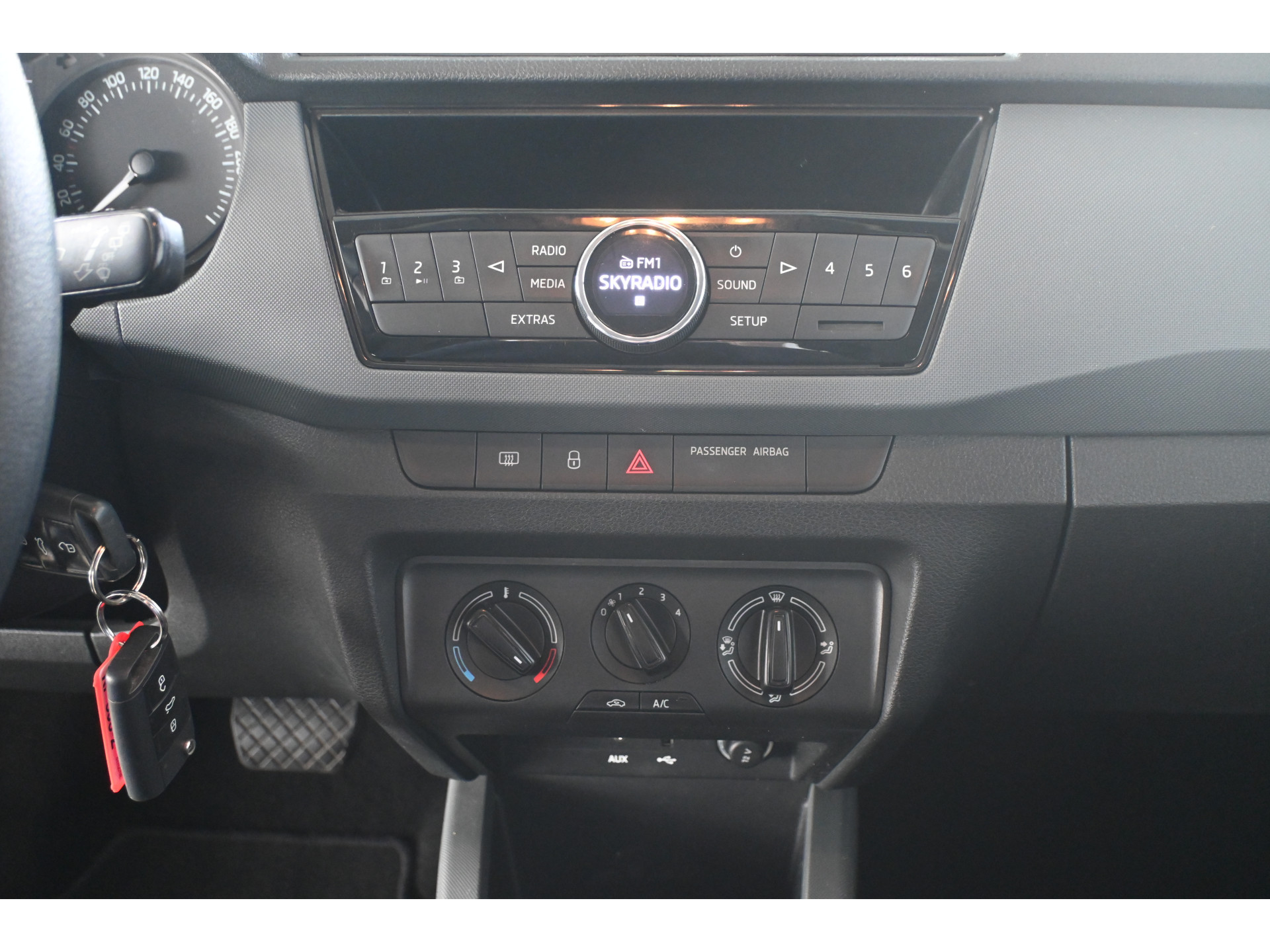ŠKODA Fabia 1.2 TSI Active Automaat Airco Elektrisch pakket All in Prijs Inruil Mogelijk!