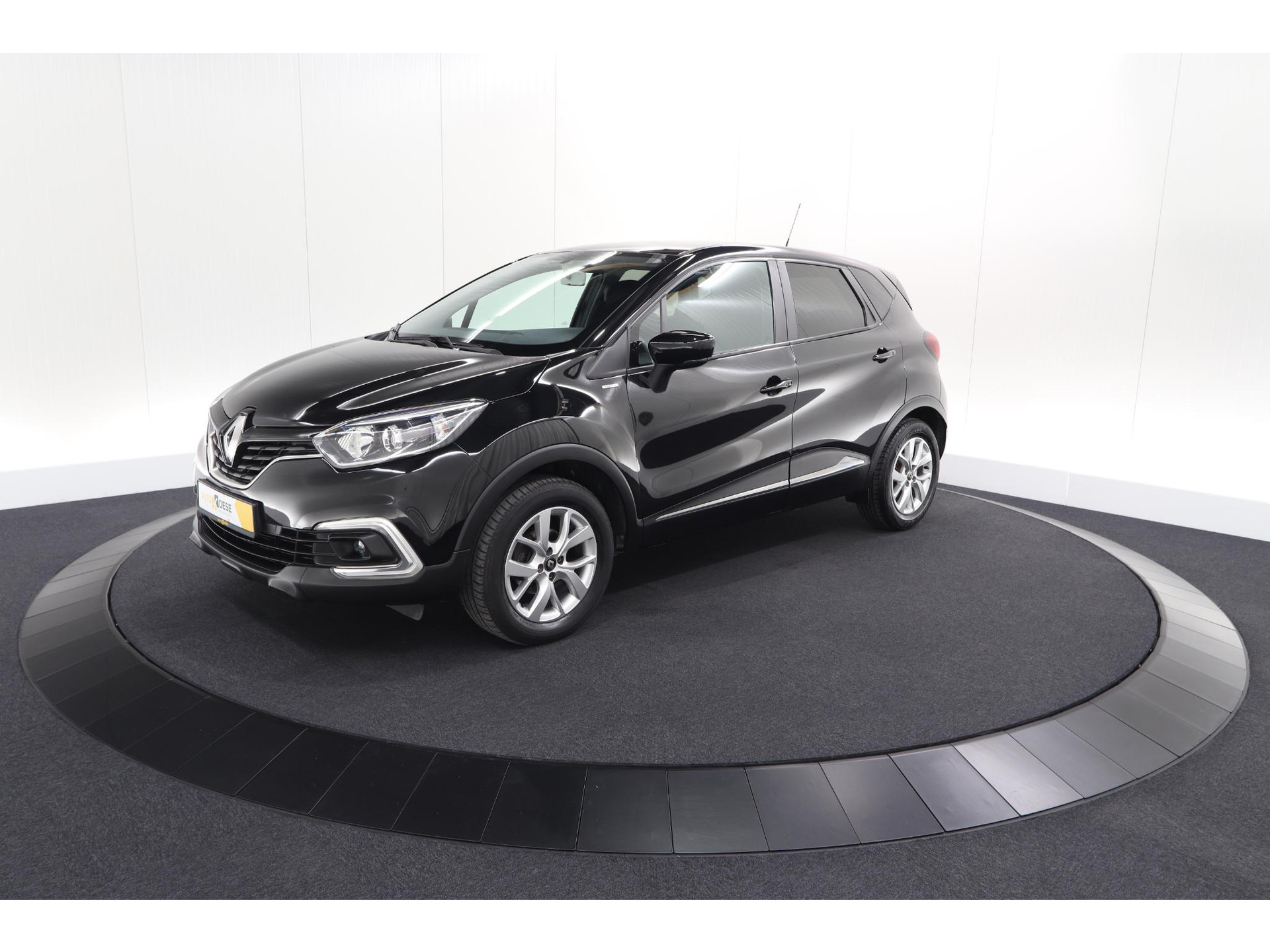 Renault Captur TCe 90 Limited | Trekhaak | Navigatie | Parkeersensoren