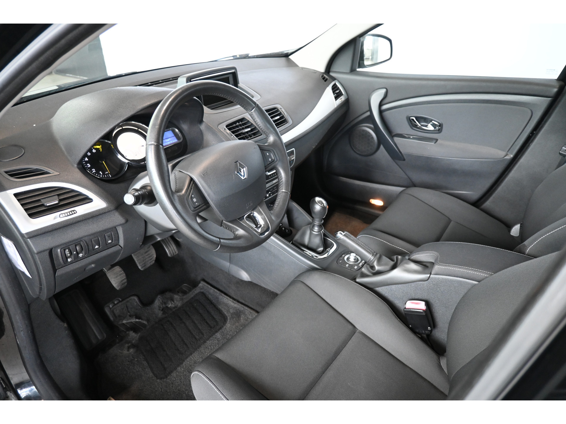 Renault Mégane Estate 1.2 TCe Authentique Nap! Clima Navigatie Cruise Pdc Goed Onderhouden! Inruil Mogelijk!