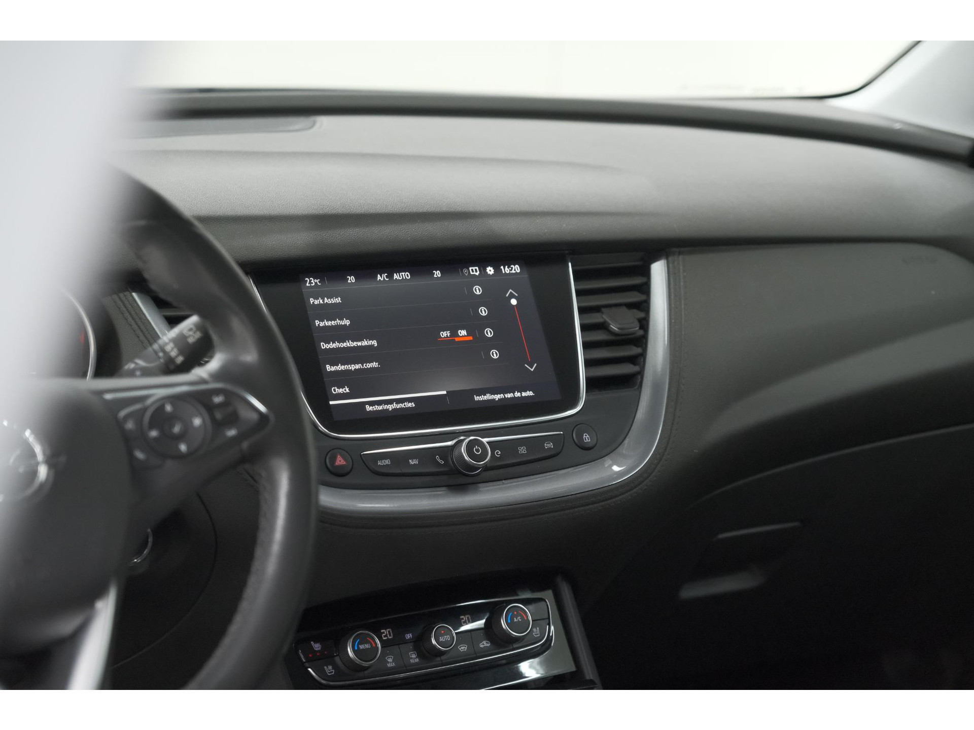 Opel Grandland X 1.6 Turbo 300 Hybrid4 Ultimate | Trekhaak | 360 Camera | Adaptieve Cruise Control | Elektrische Kofferklep
