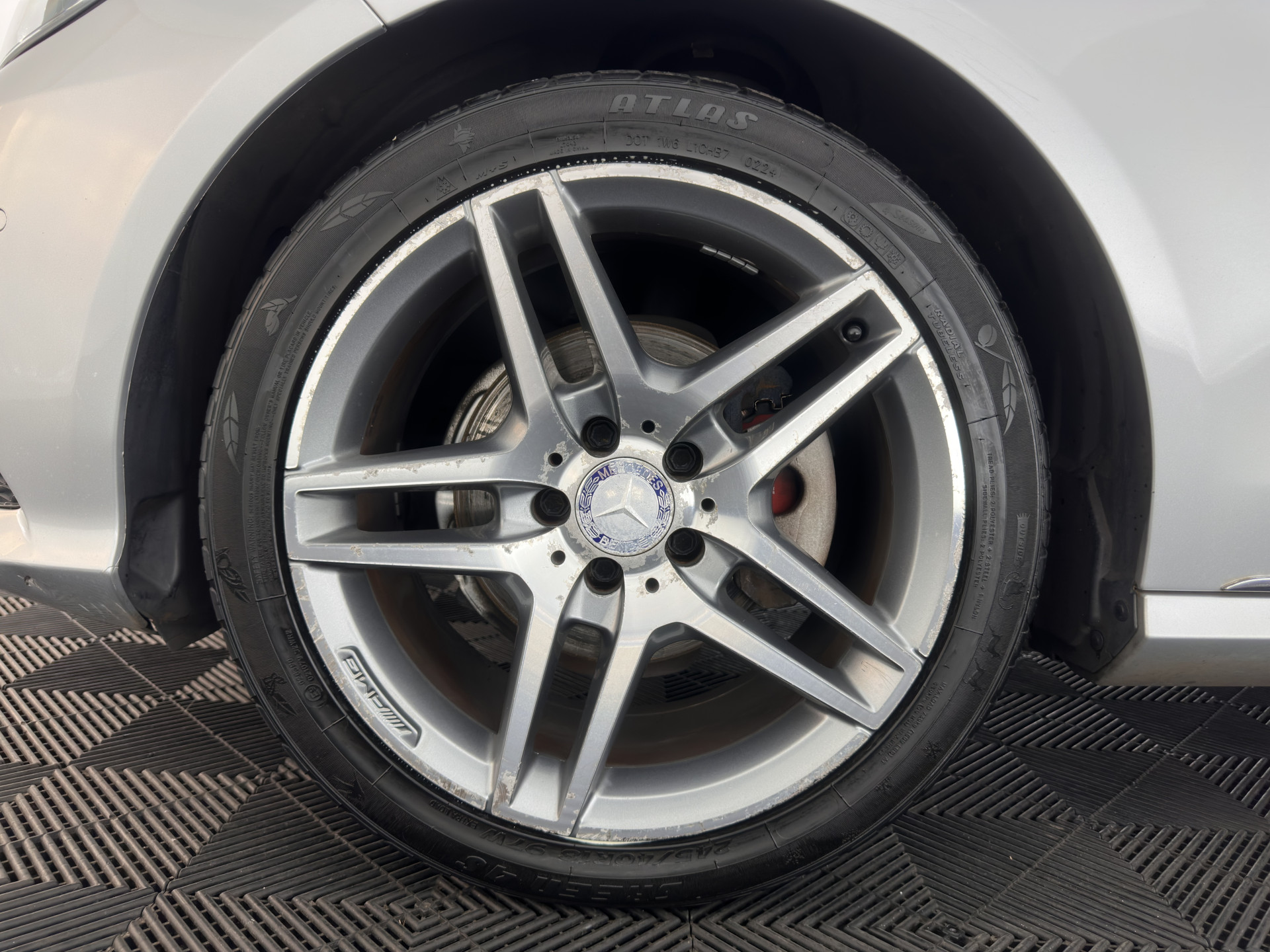 Mercedes-Benz E-klasse 200 CDI Ambition Avantgarde Aut. *LEATHER | FULL-LED | HEATED-COMFORTSEATS | CAMERA | ECC | CARPLAY | PDC | CRUISE | PRIVACY-GLASS | 18''ALU*