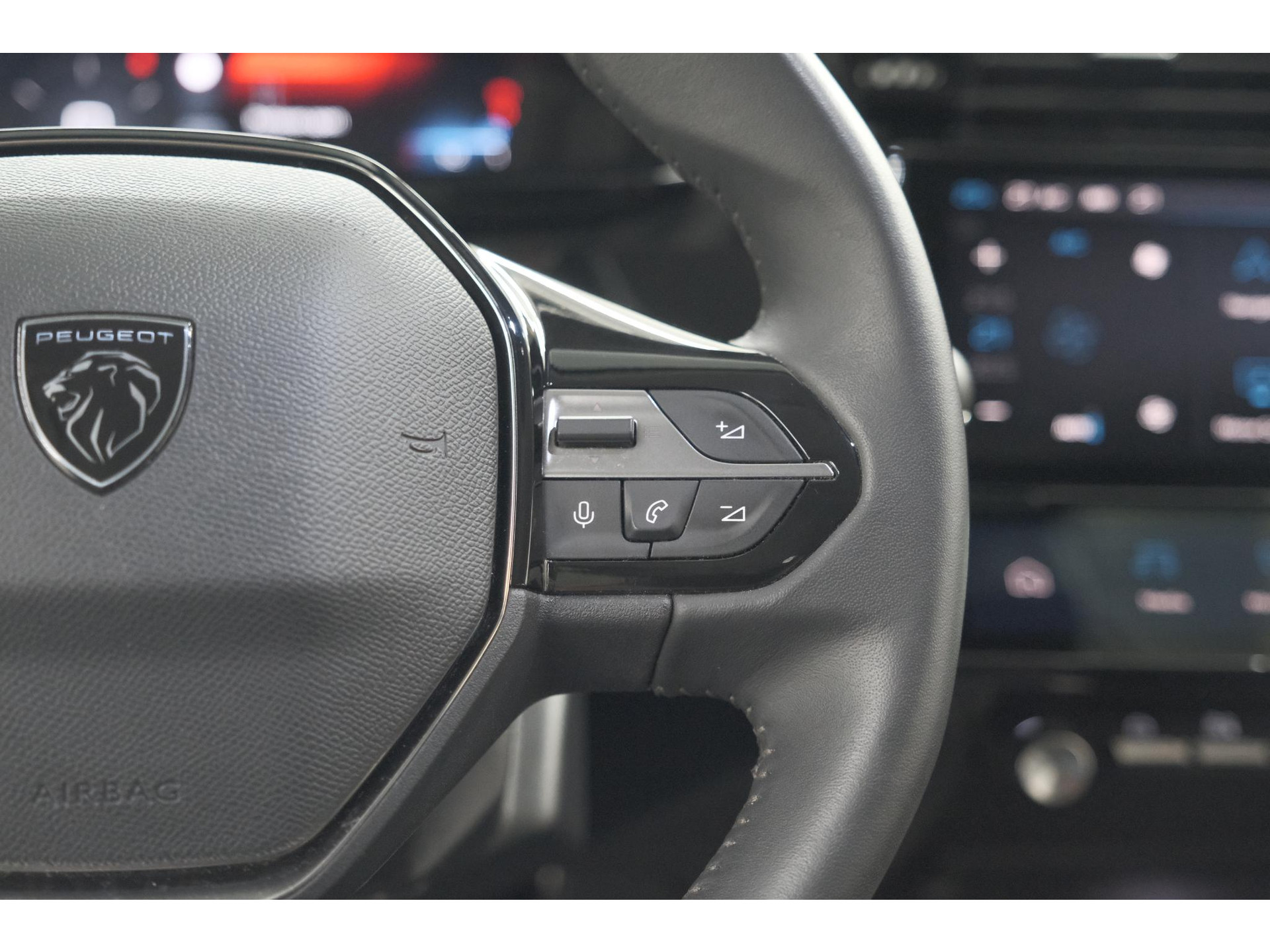 Peugeot 308 PureTech 130 Allure | Camera | Navigatie | Parkeersensoren | Apple CarPlay