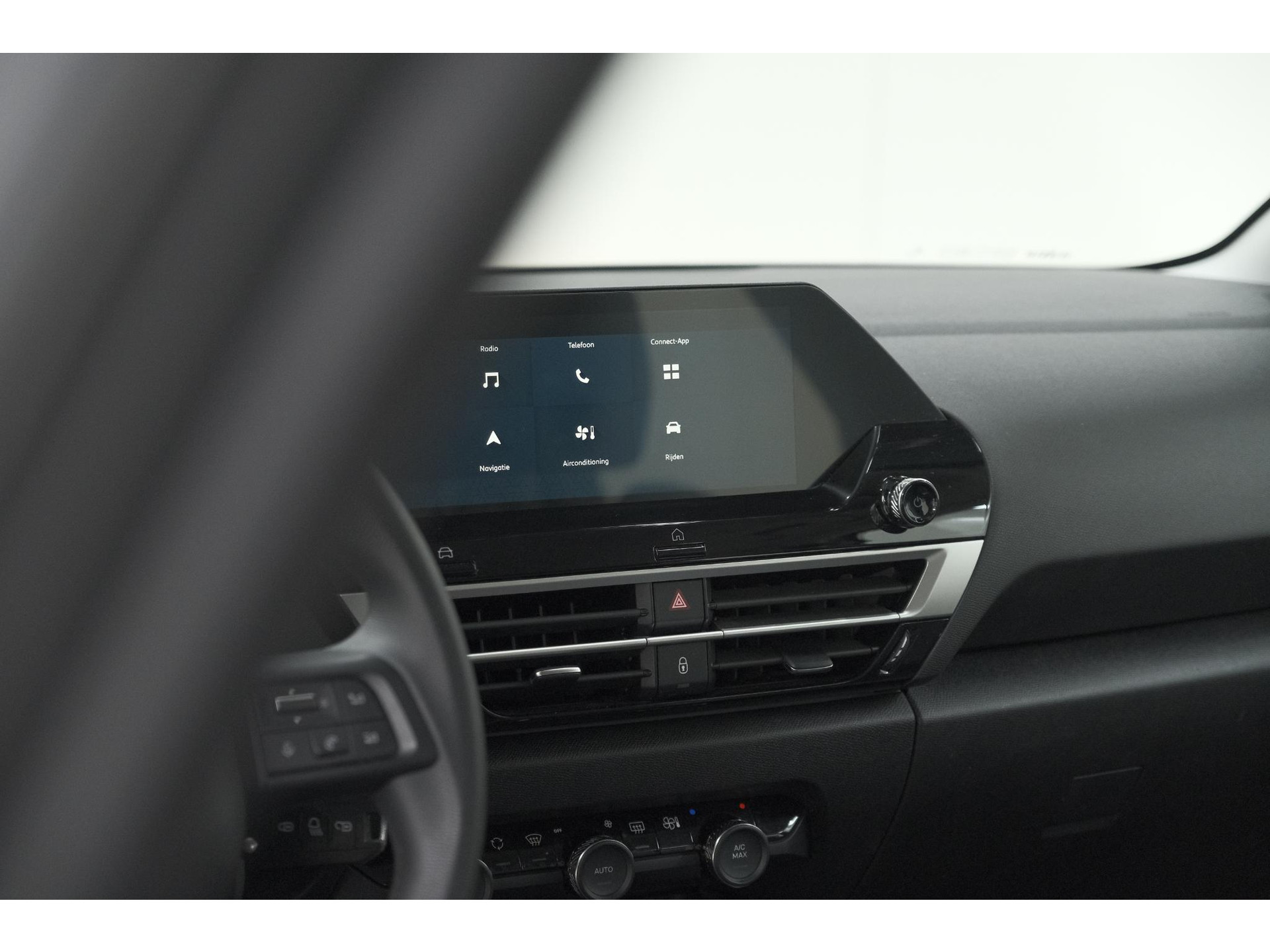 Citroen Ë-C4 Live 50 kWh | 11 KW lader | 93,1% SOH | Apple Carplay | Parkeersensoren | LED