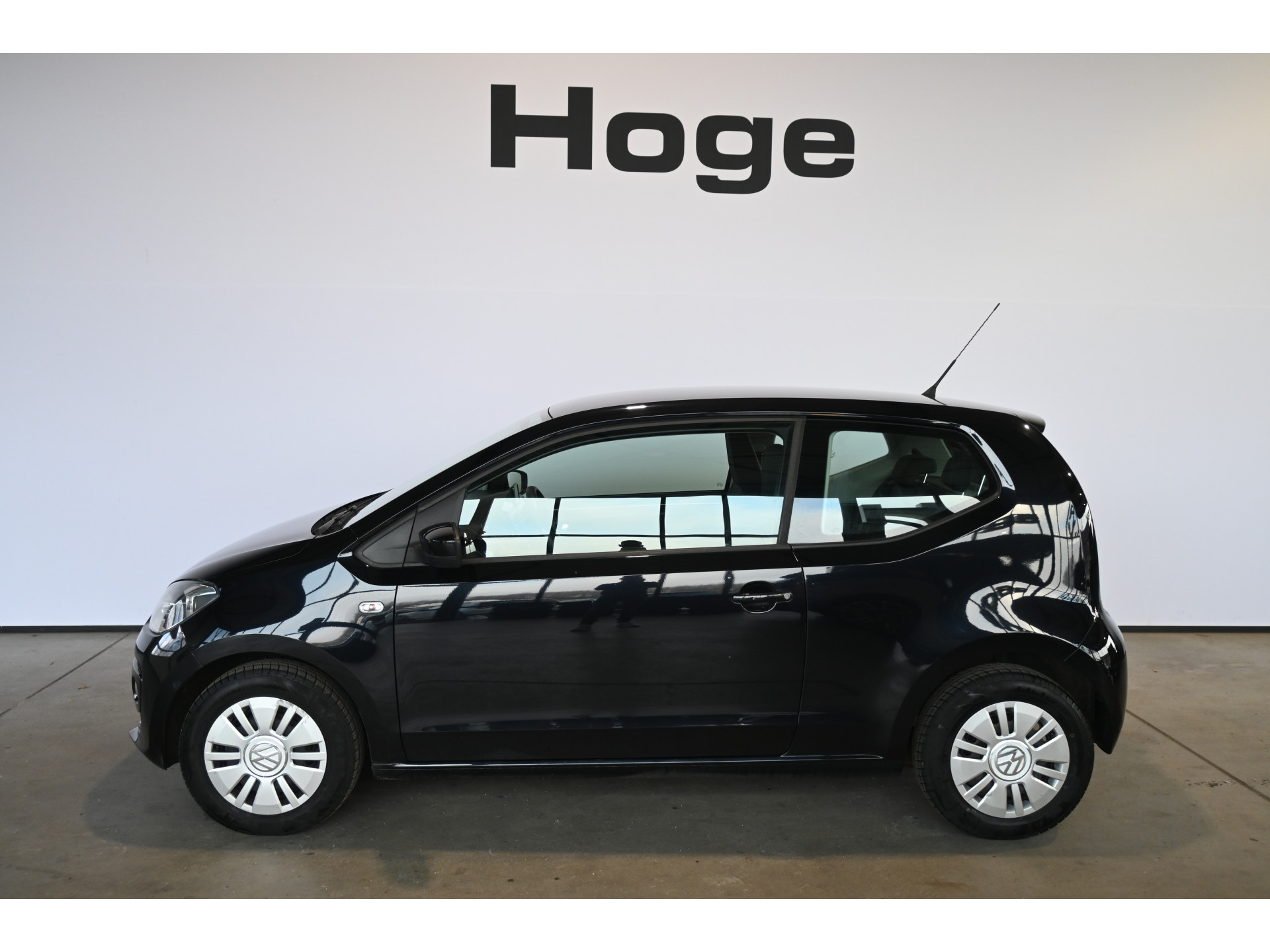 Volkswagen Up! 1.0 move up! Airco Stoelverwarming Goed Onderhouden! Inruil Mogelijk!