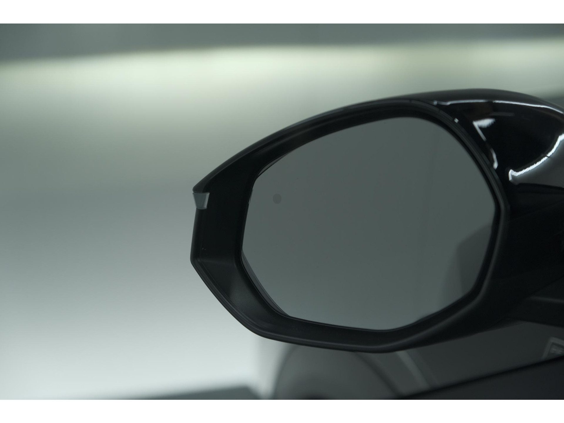 Peugeot 3008 1.2 Hybrid 136 GT | Panoramadak | 360 Camera | Stoelverwarming | Elektrische Kofferklep | Allseason Banden