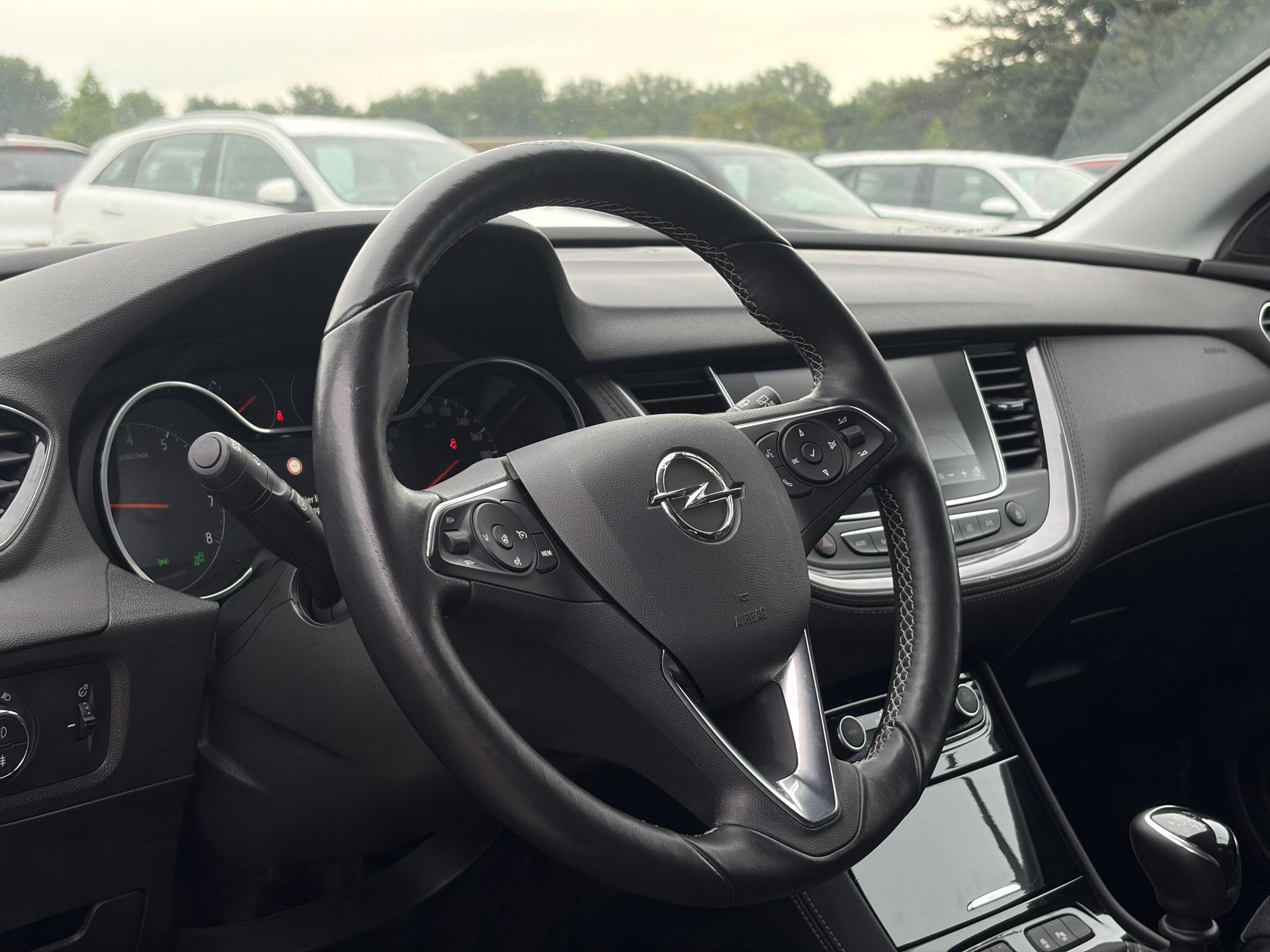 Opel Grandland X 1.2 Turbo Ultimate D-riem vv in 12-2024,1e Eigenaar,360° Camera,Trekhaak,131pk,6 Bak,Navi,Halfleder,Dodehoek,Rijstrooksensor,Keyless,Stoelverw,N.A.P,Apk tot 02-2027
