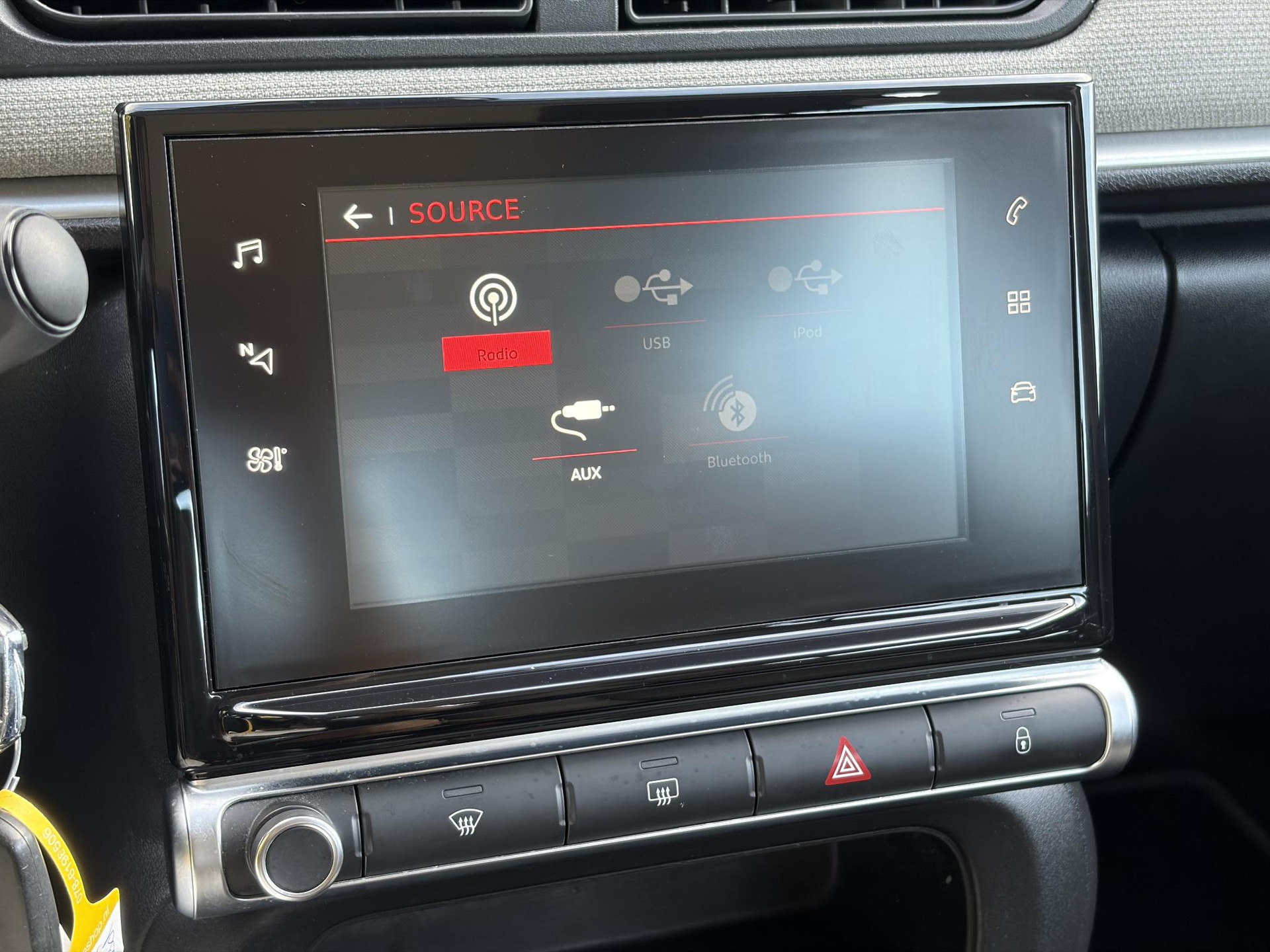 Citroen C3 1.2 PureTech Feel ✓2e Eigenaar✓Navi✓Carplay✓Clima✓Cruise✓Lm velgen✓Rijstrooksensor✓Pdc✓N.A.P✓Apk tot 05-2027