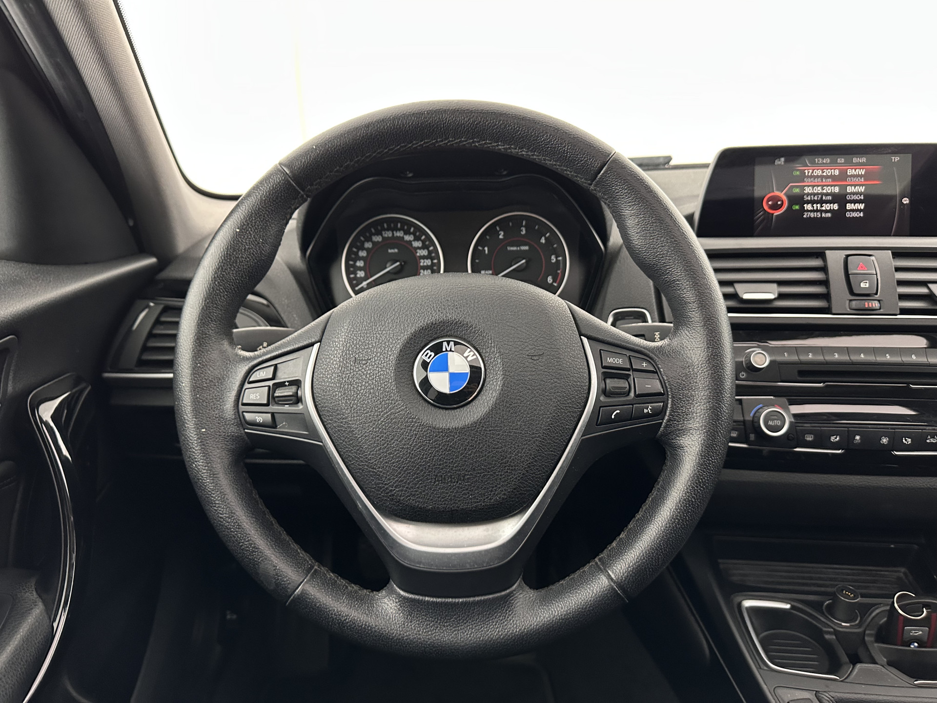 BMW 1-serie 116d EDE Corporate Lease Sport ⚠️GEARBOX AUDIBLE⚠️*PANO | FULL-LED | HEATED-SPORTSEATS | KEYLESS | NAVI-FULLMAP | PRIVACY-GLASS | ECC | PDC | CRUISE | 16''ALU*
