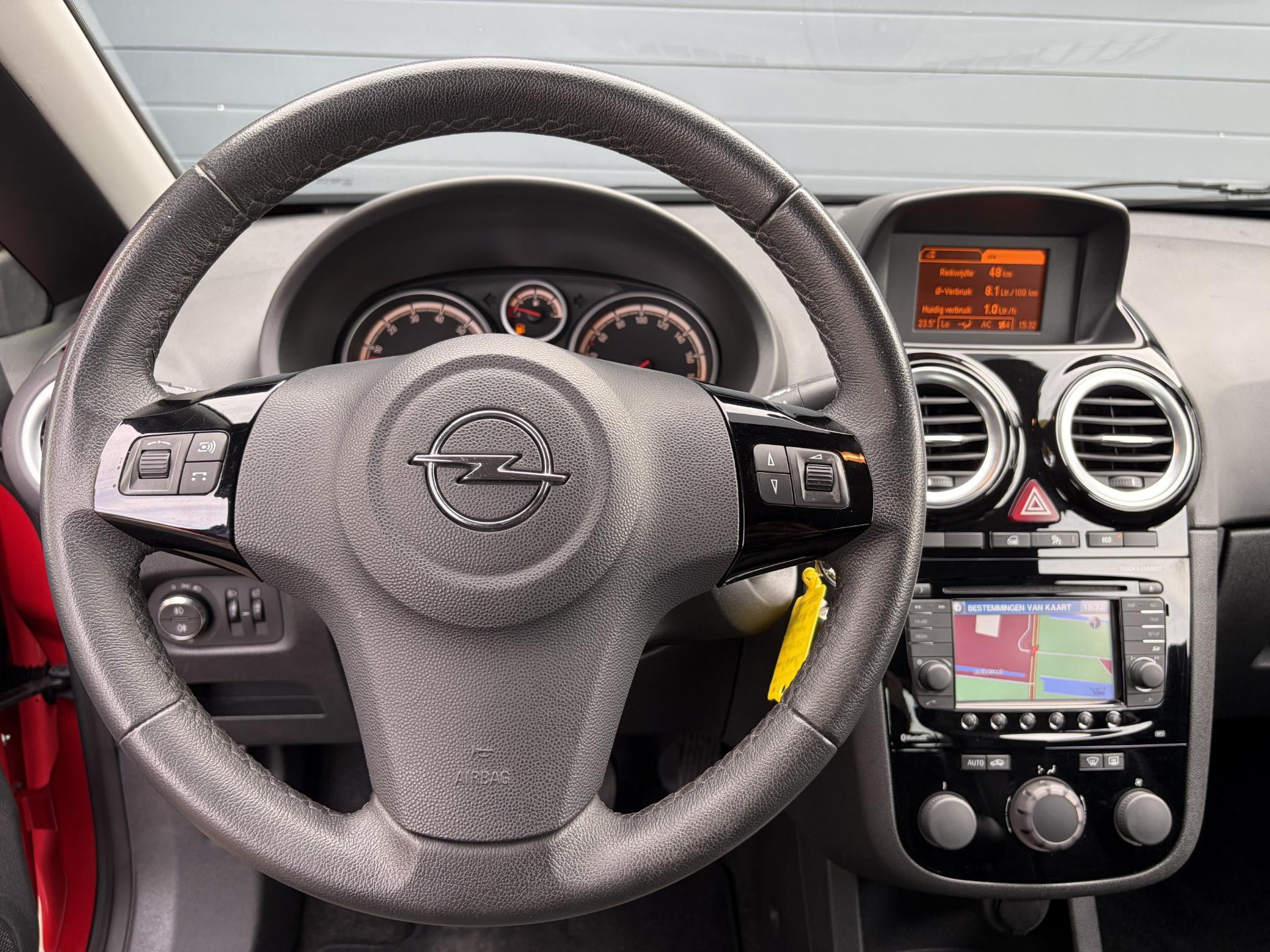 Opel Corsa 1.4-16V BlitZ ✓1e Eigenaar✓Navi✓Trekhaak✓Clima✓Cruise✓Halfleder✓Lm velgen✓Pdc✓102pk✓Zeer Zuinig✓N.A.P✓Apk tot 09-2027