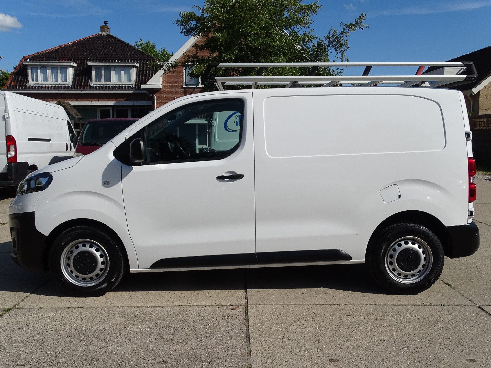 Opel Vivaro 2.0 CDTI L1H1 Imperiaal + Trekhaak