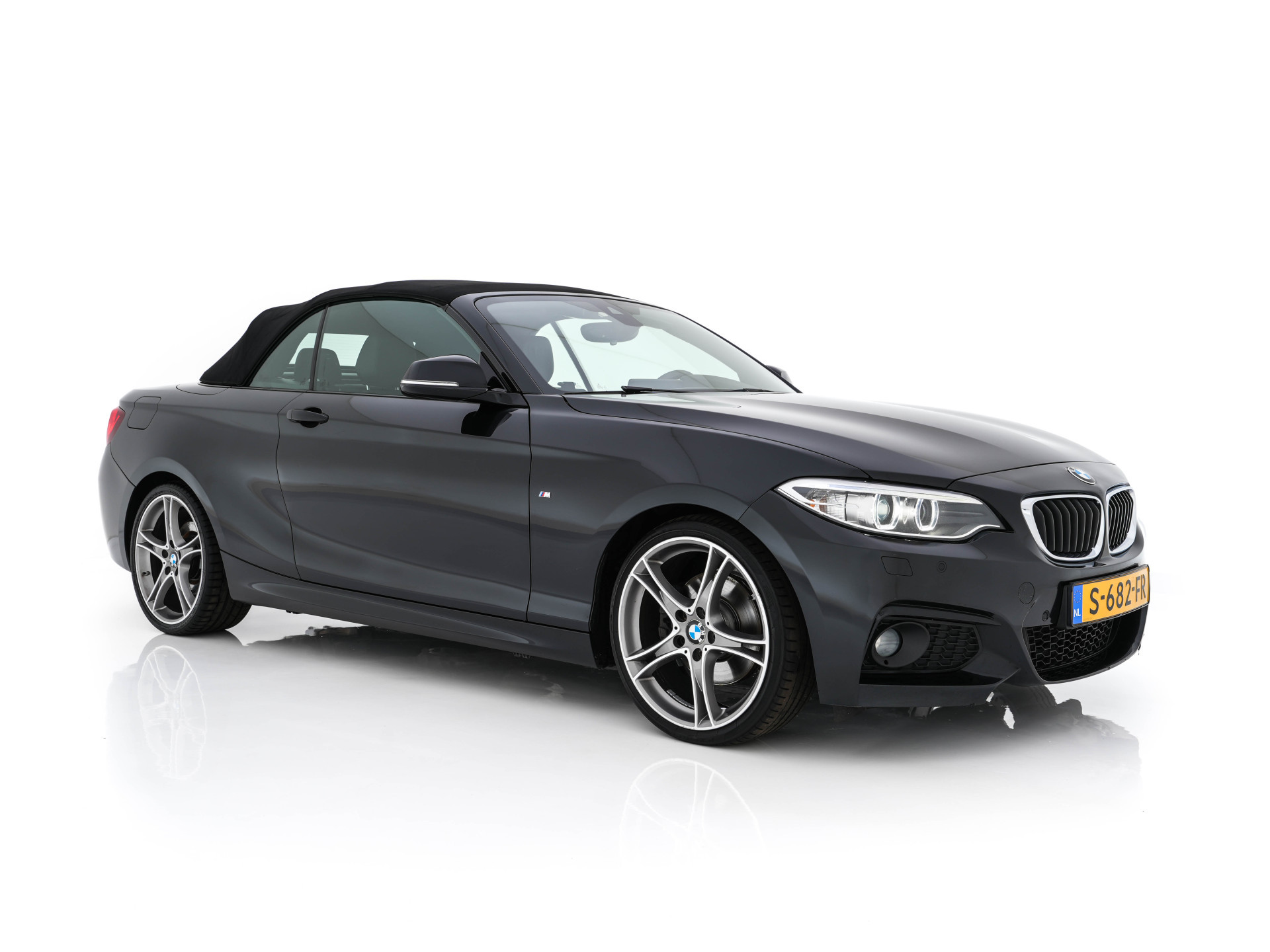 BMW 2-serie Cabrio 220d Sport M-Sportpack Aut. *LEATHER | BI-XENON | HARMAN/KARDON-AUDIO | MEMORY-PACK | HEATED-SPORTSEATS | NAVI-FULLMAP | DAB+ | ECC | PDC | AIRSCARF | LANE-ASSIST | 19''ALU*